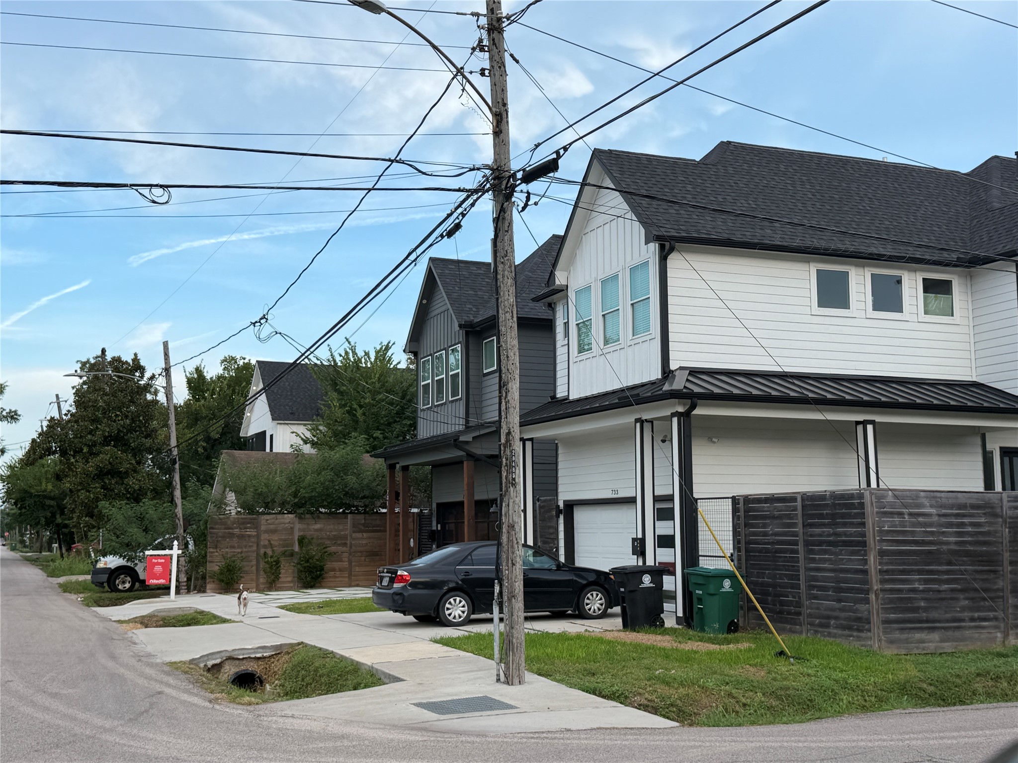 818 E 40th Street Property Photo 6
