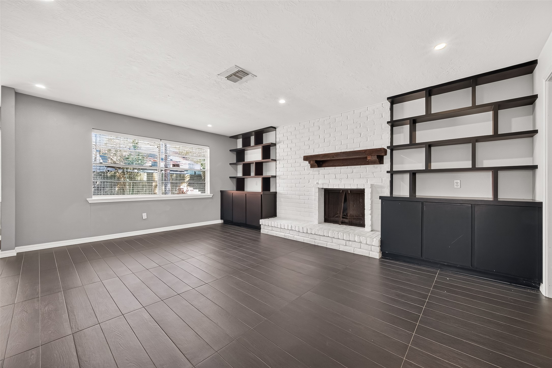 11406 High Star Drive Property Photo 22