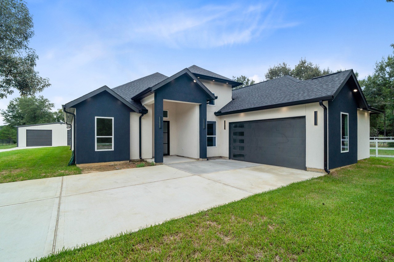 2062 White Doe Court Property Photo 1