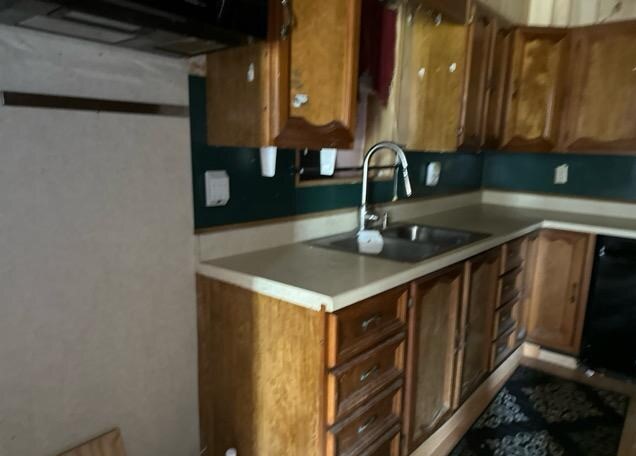 1508 N Hill Street Property Photo 10