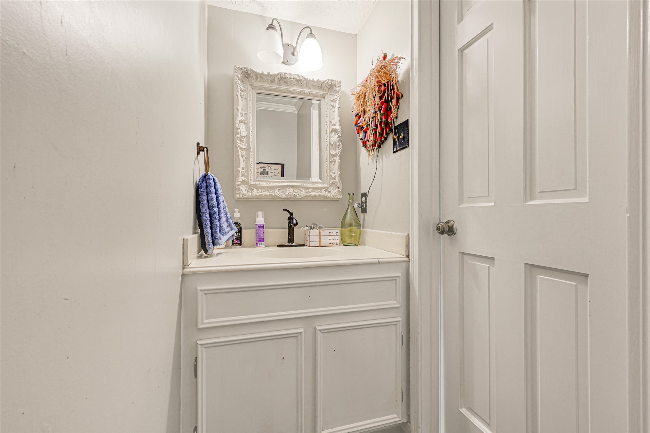 17612 Fairway Oaks Drive Property Photo 25