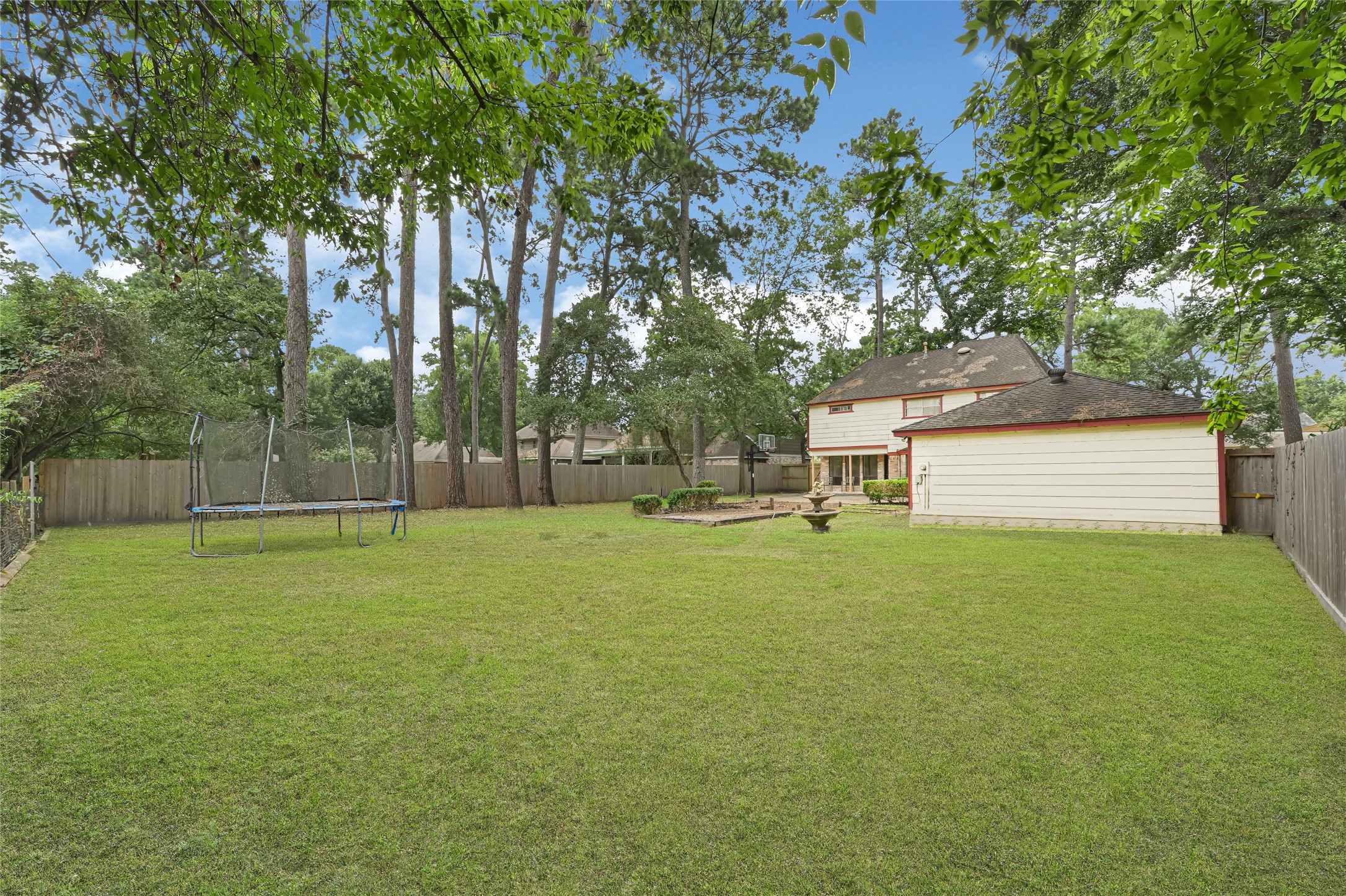 17612 Fairway Oaks Drive Property Photo 26