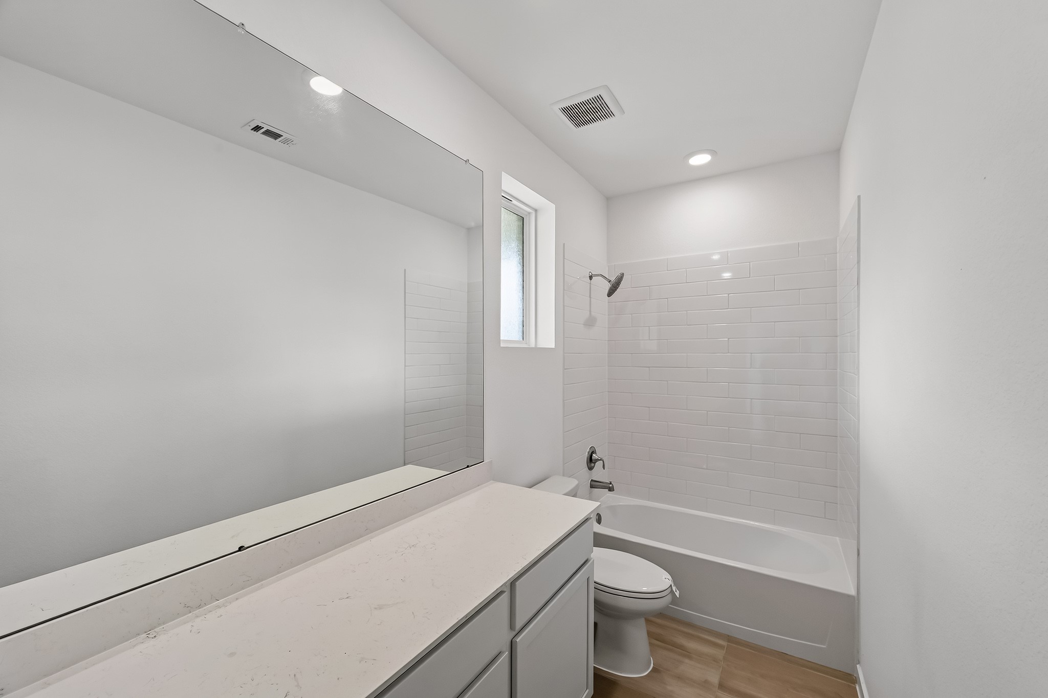5822 Majestic Sky Drive Property Photo 7