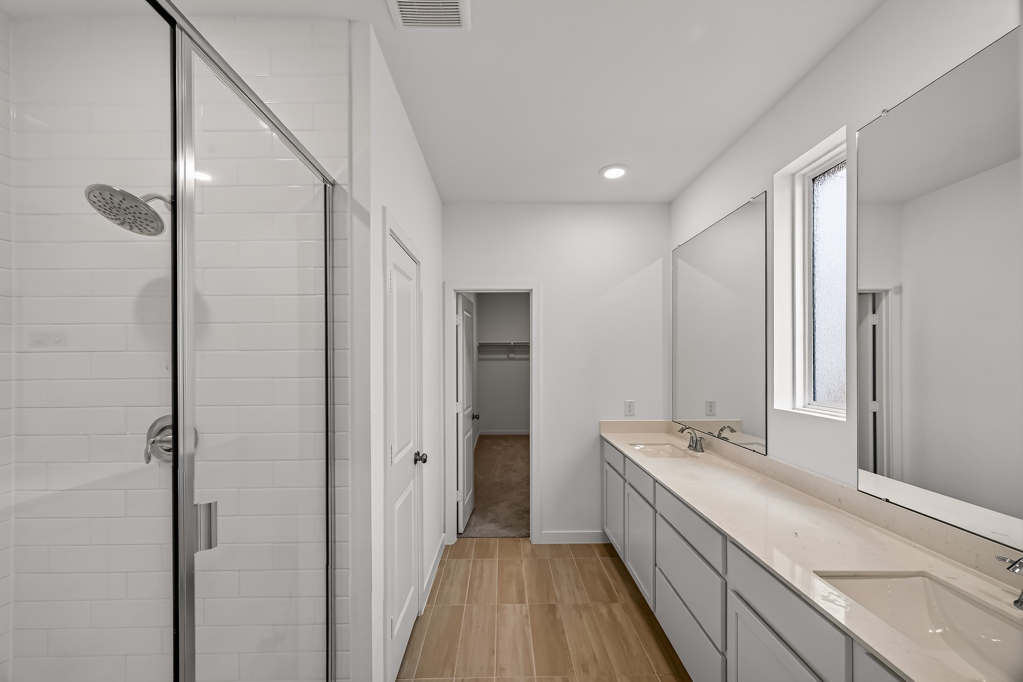 5822 Majestic Sky Drive Property Photo 15