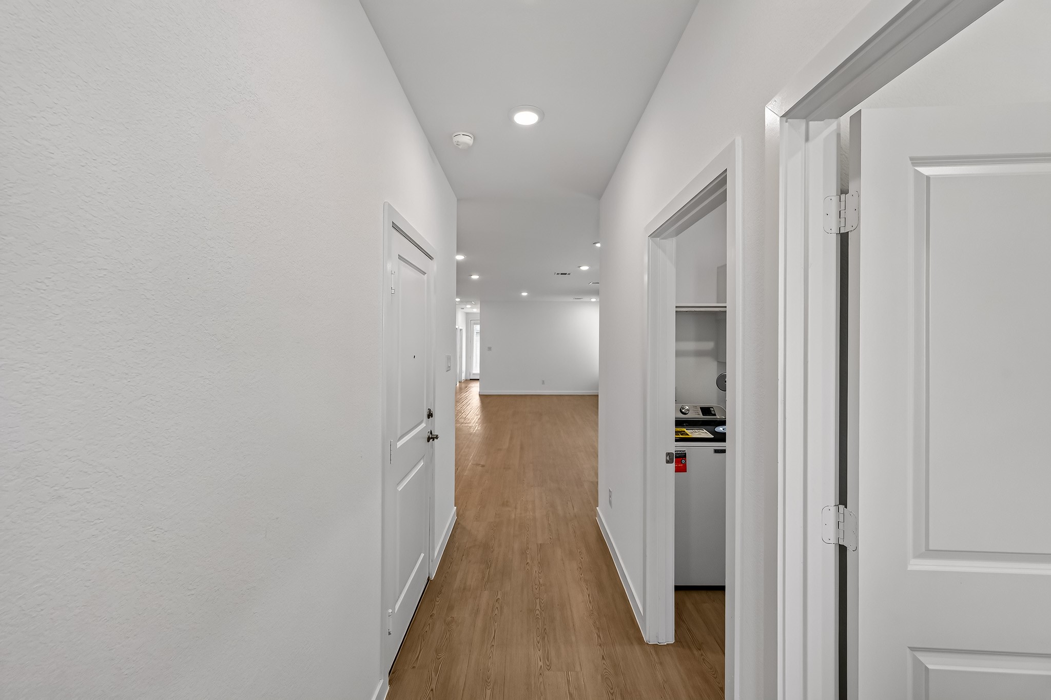 5822 Majestic Sky Drive Property Photo 17
