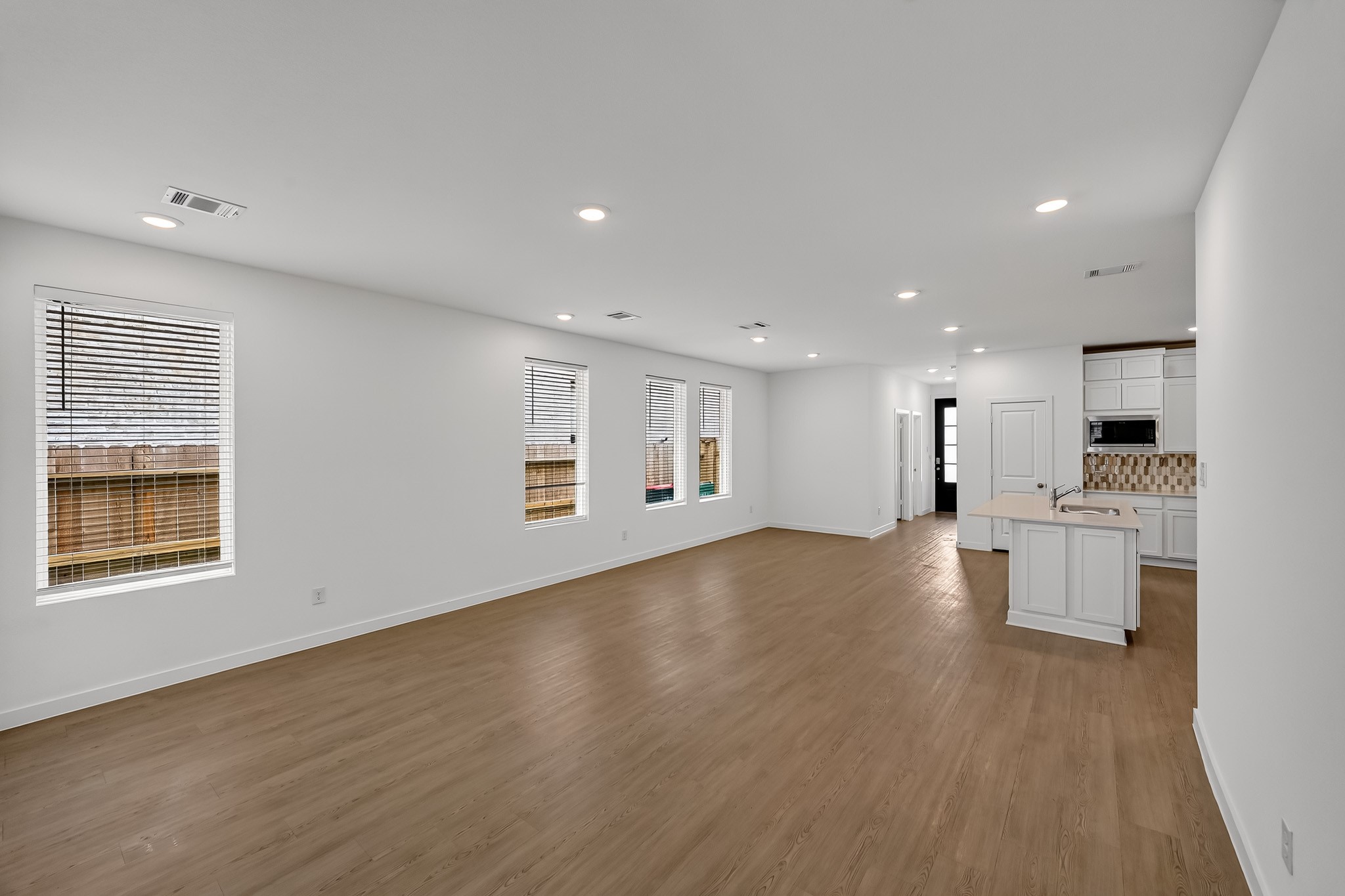 5822 Majestic Sky Drive Property Photo 22