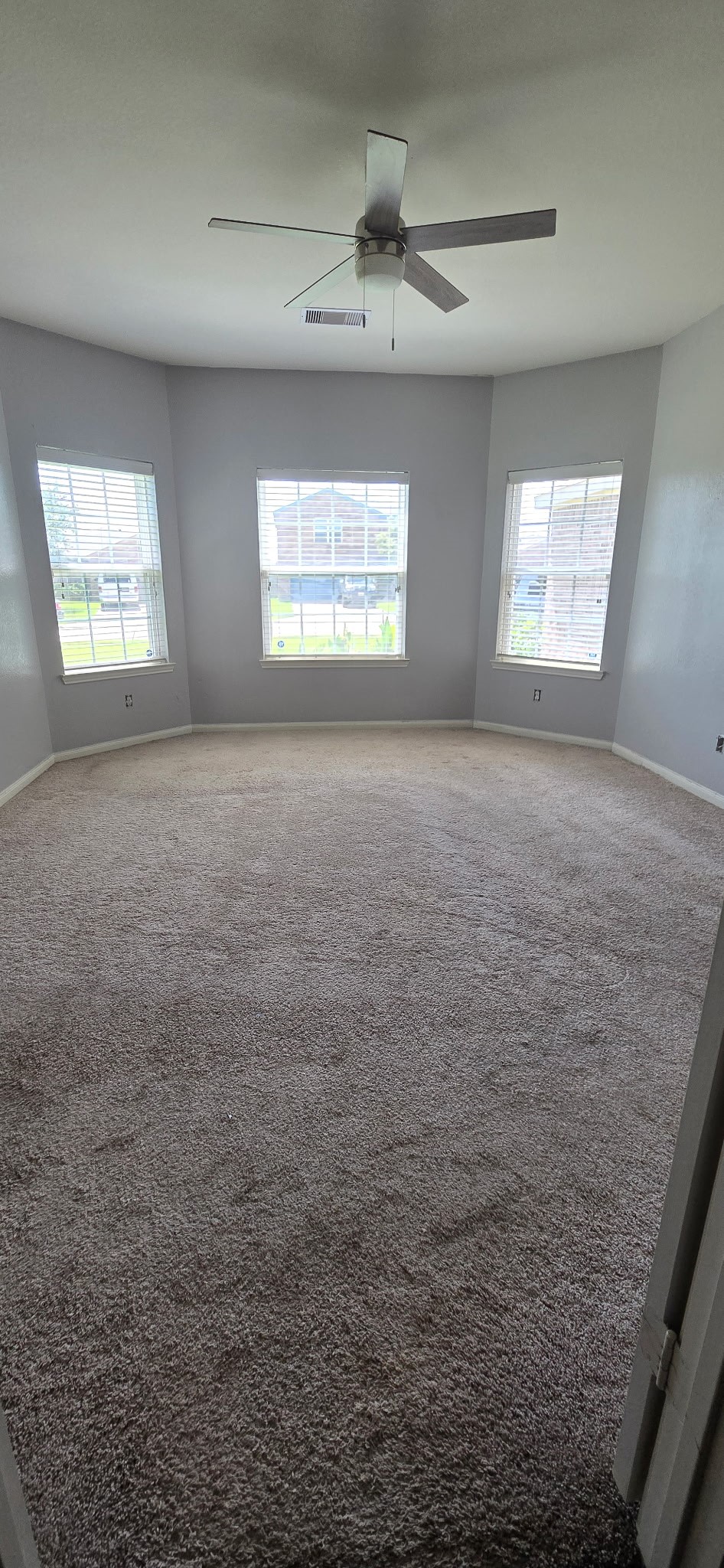 2318 Oyster Bay Avenue Property Photo 7