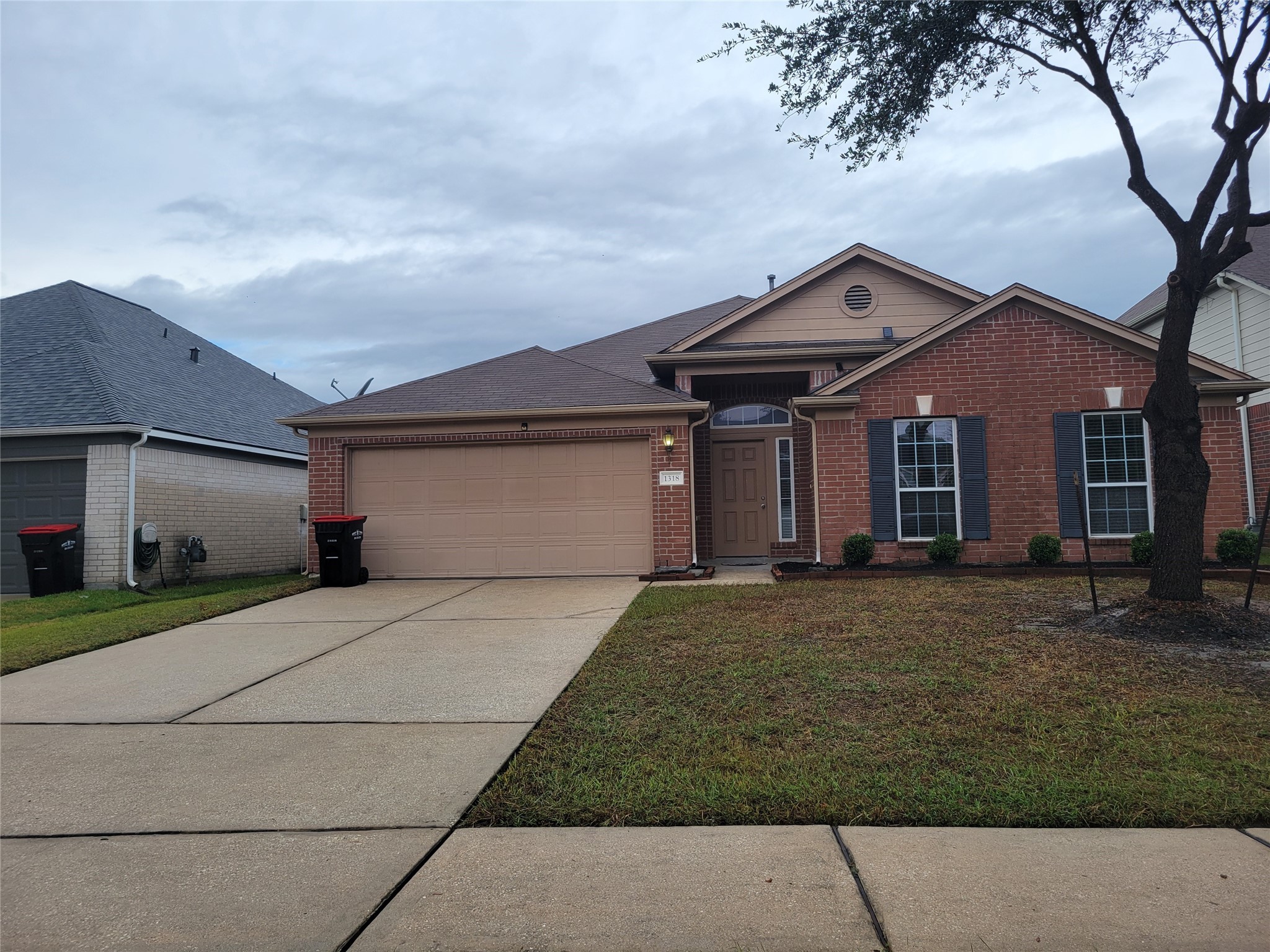 1318 York Creek Drive Property Photo