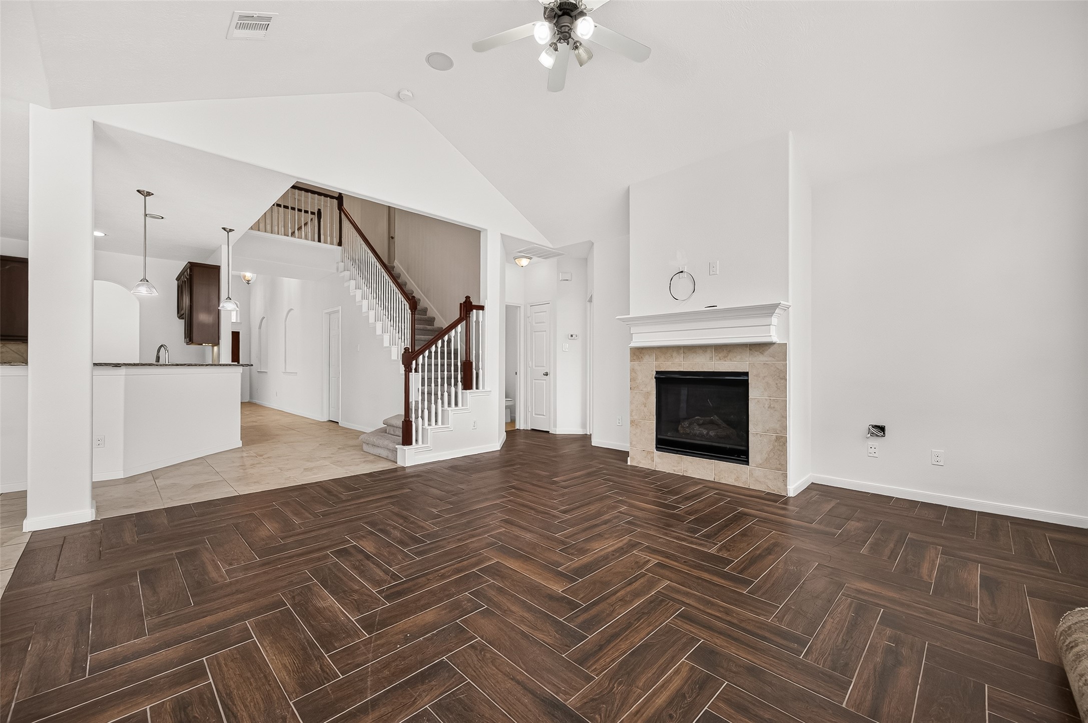 16810 Adelaide Drive Property Photo 18
