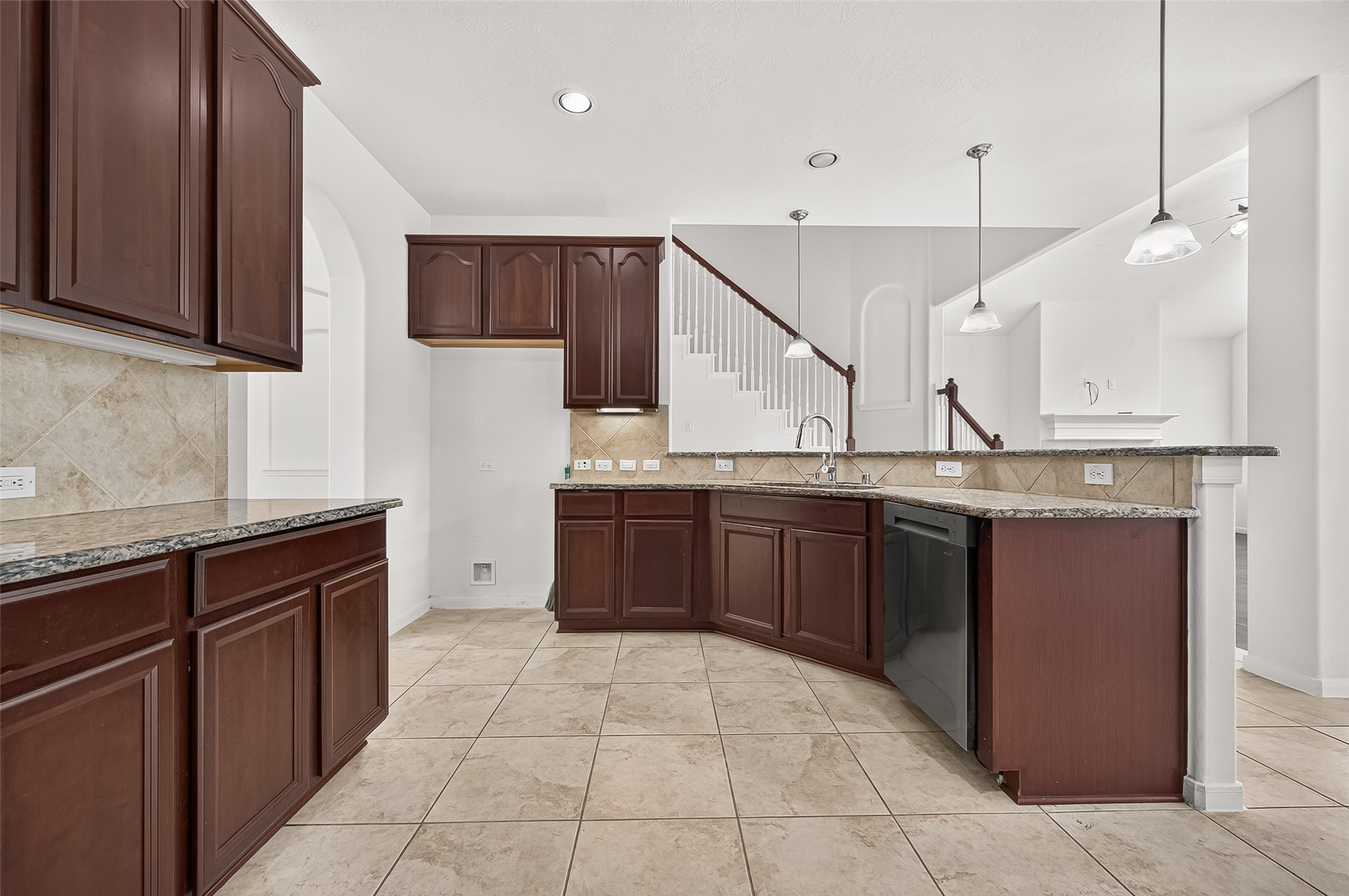 16810 Adelaide Drive Property Photo 27