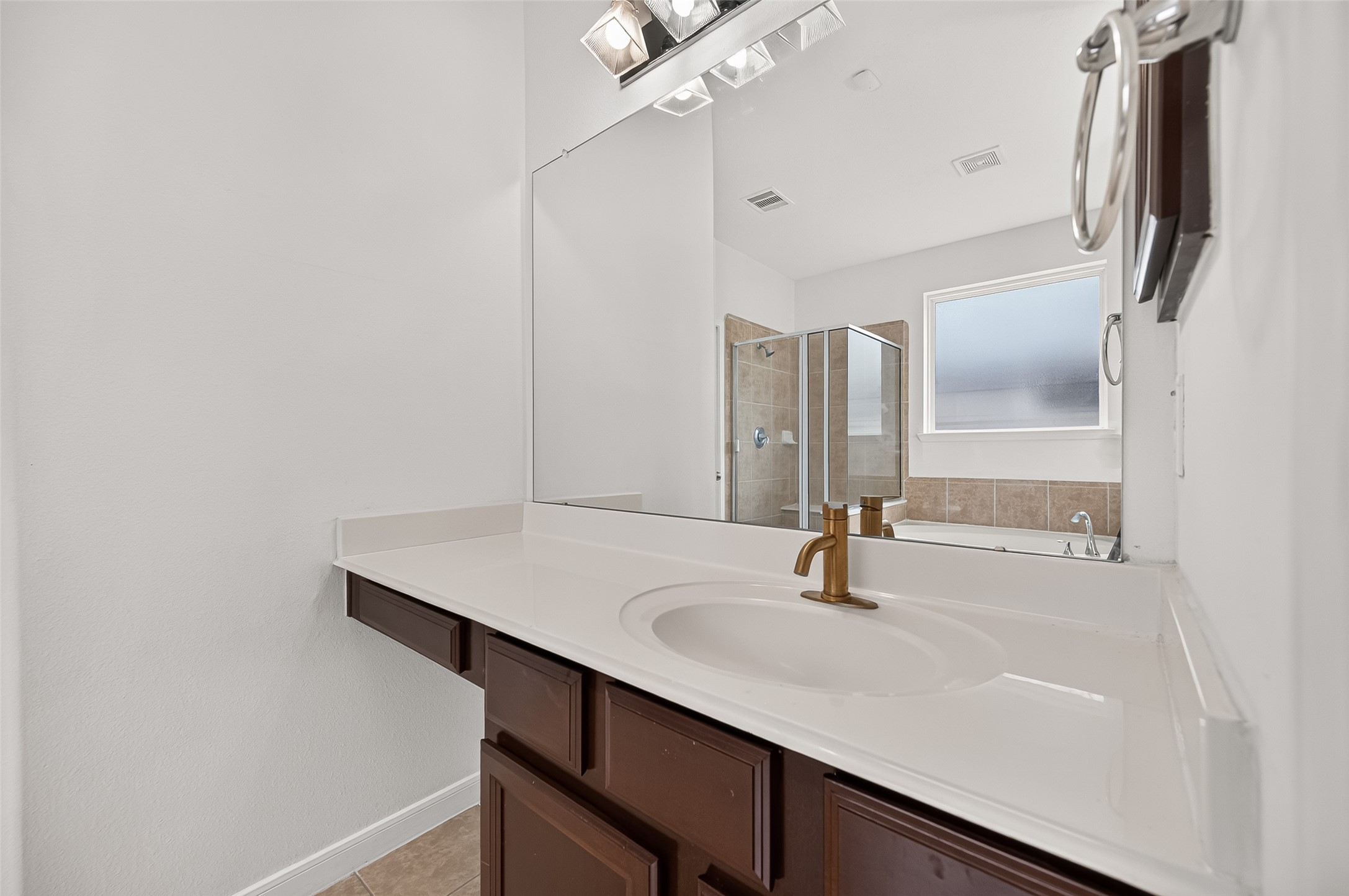 16810 Adelaide Drive Property Photo 37