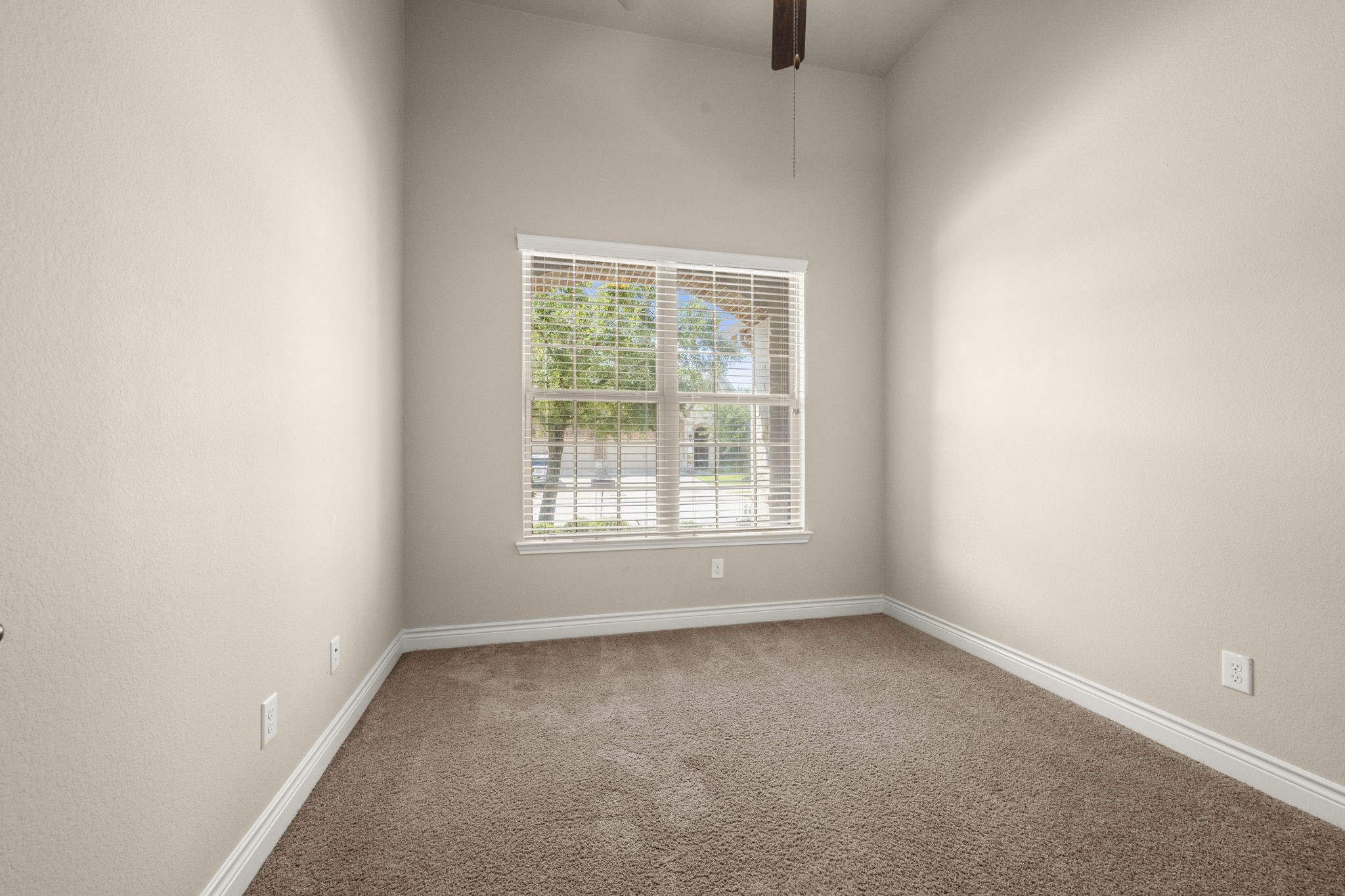 9026 Centennial Drive Property Photo 18