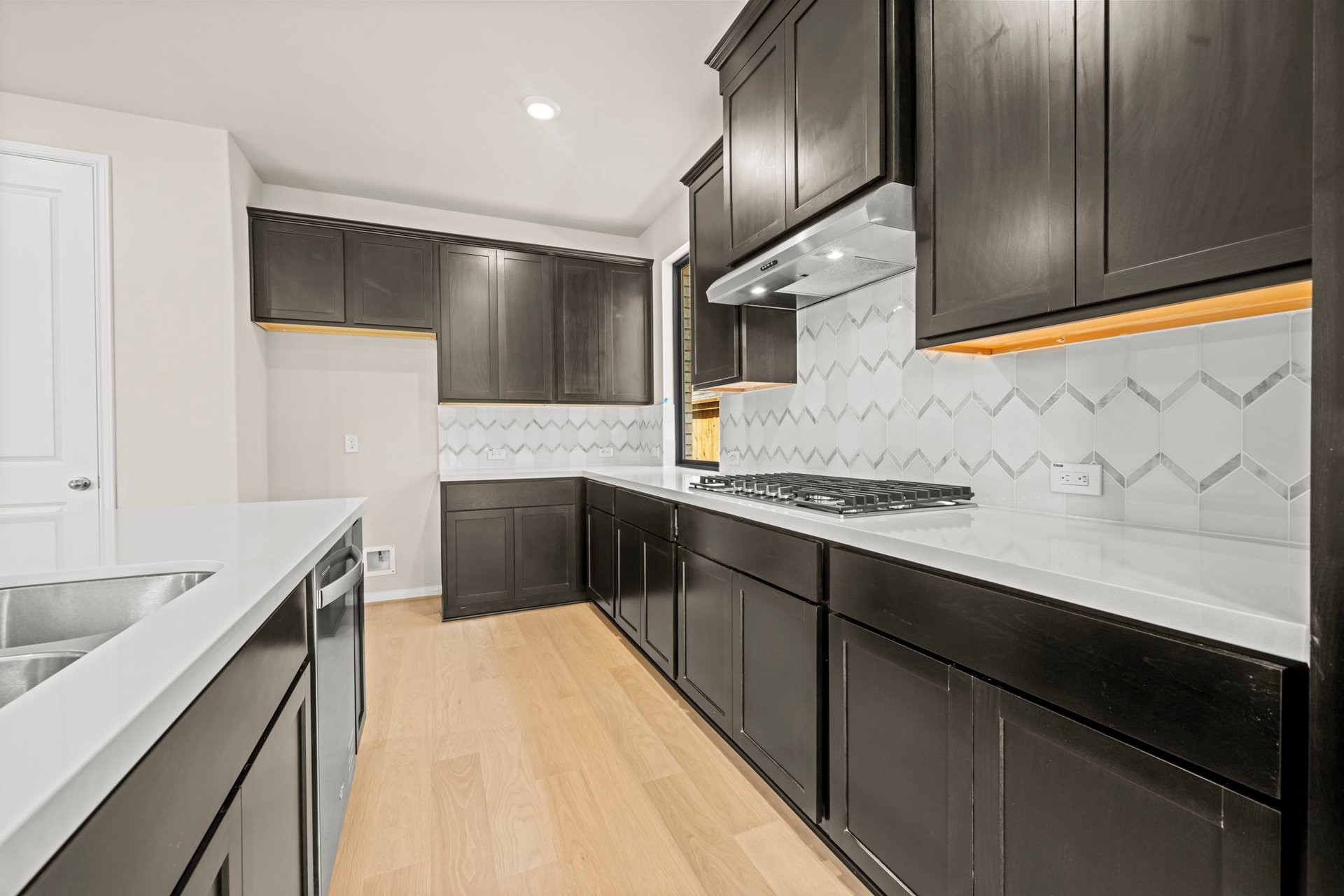 22017 Gateway Arch Drive Property Photo 10