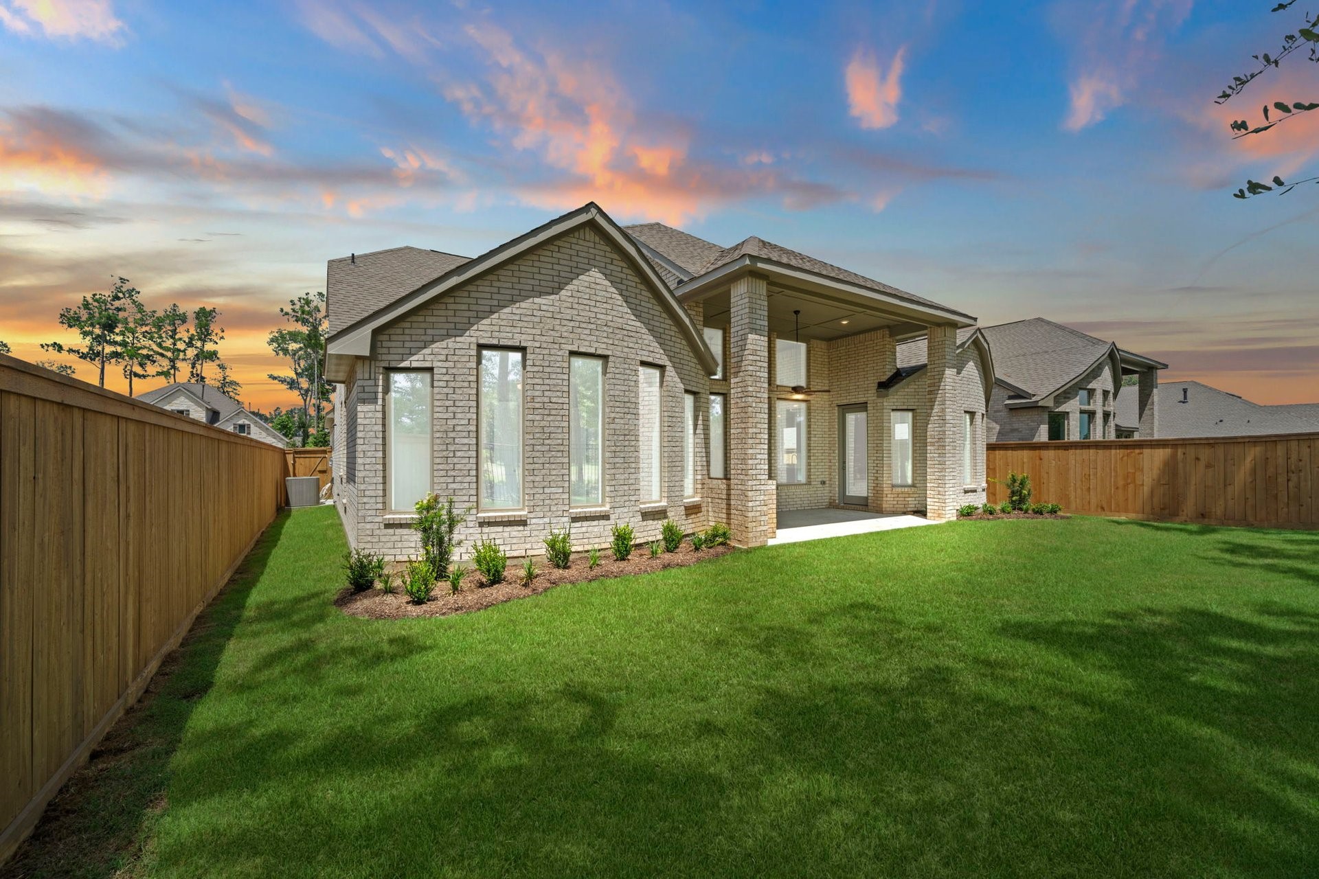 22017 Gateway Arch Drive Property Photo 28