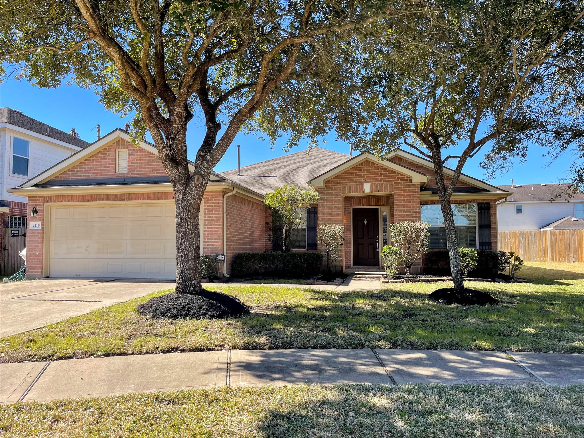2210 Tremont Trail Lane Property Photo