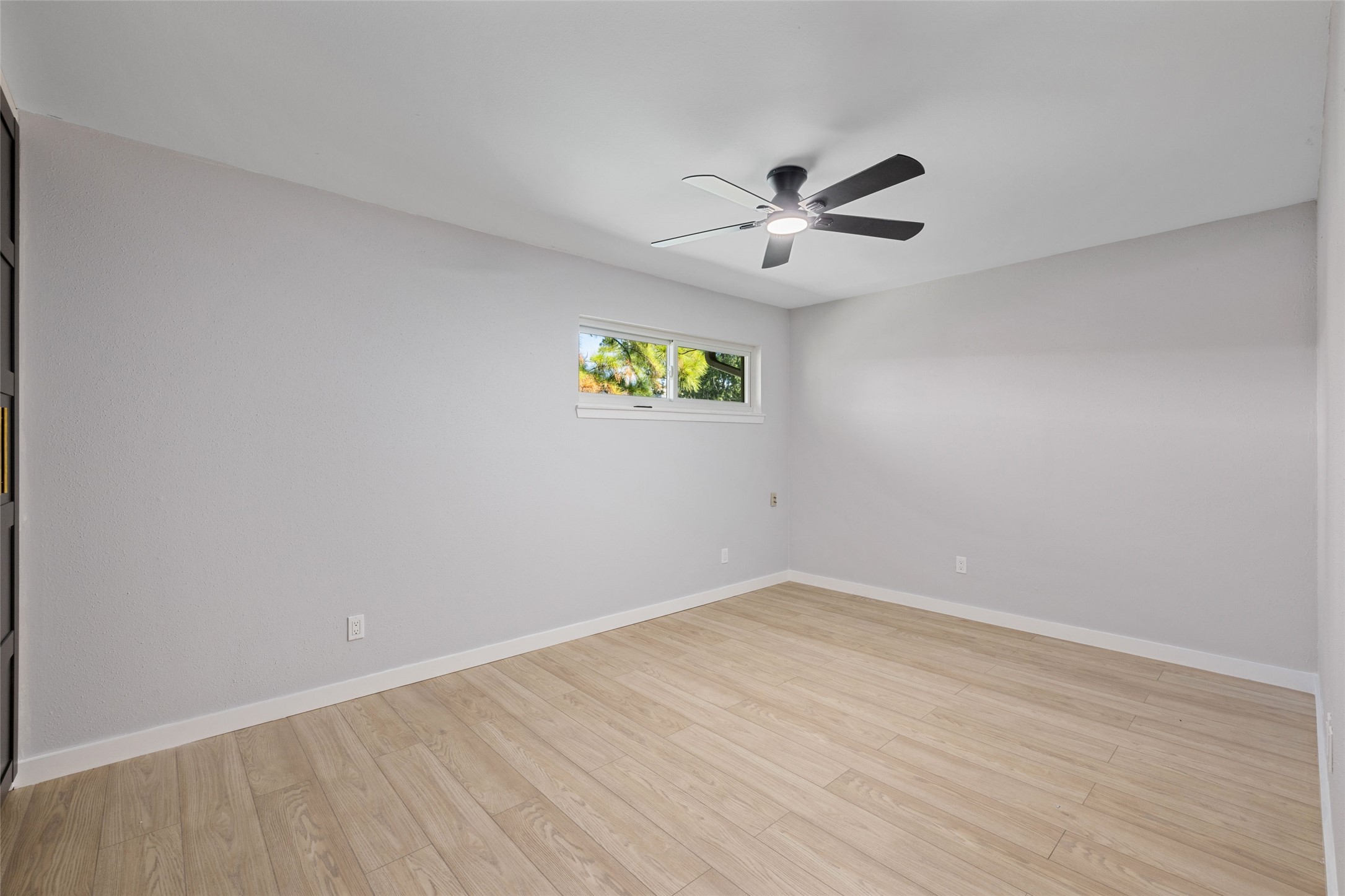 909 Silber Road 11 Property Photo 12