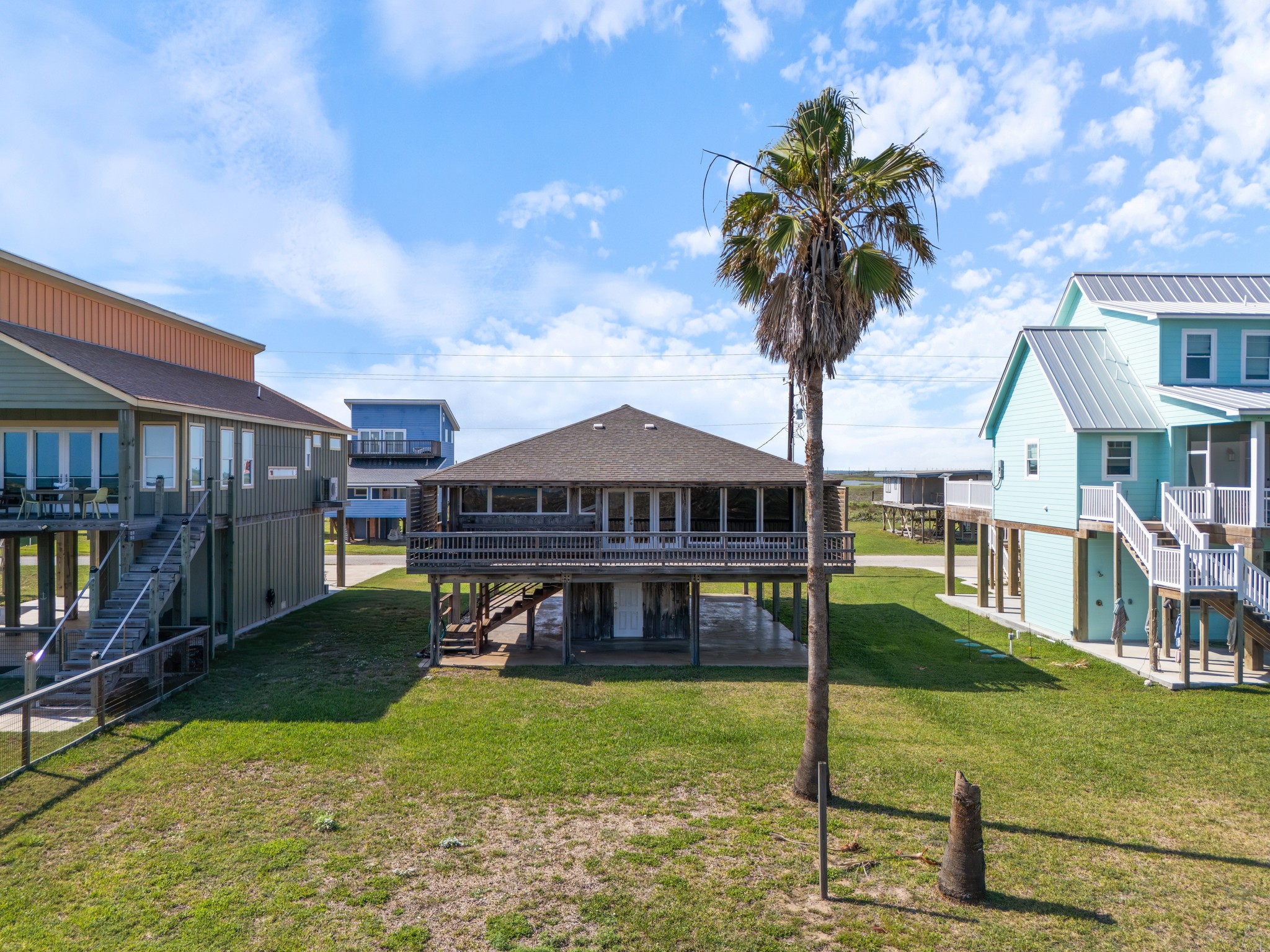 342 Beachfront Drive Property Photo 1