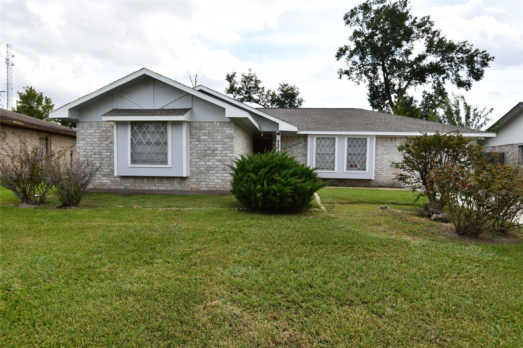 8518 Rinn Street Property Photo 5