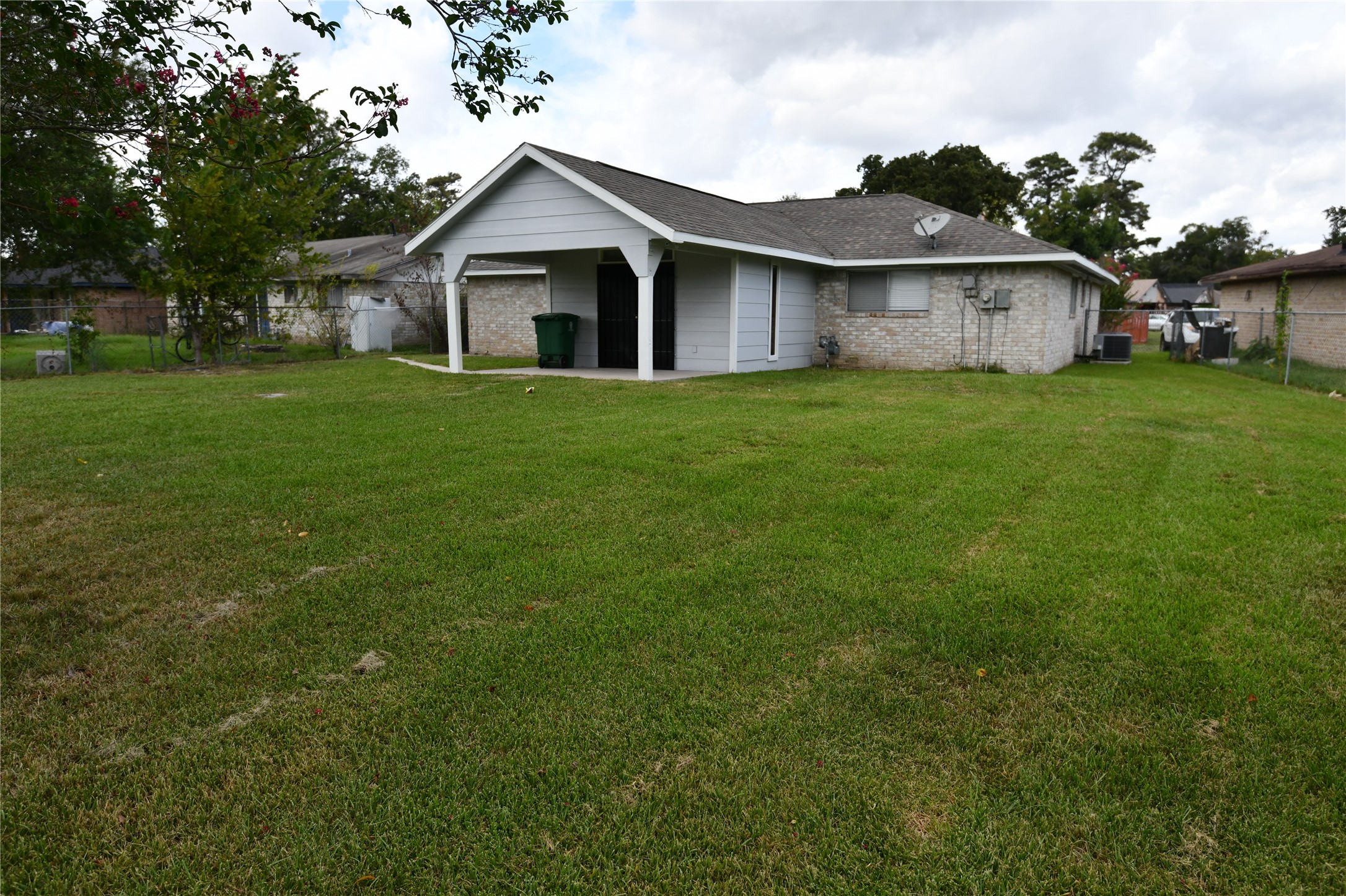 8518 Rinn Street Property Photo 6