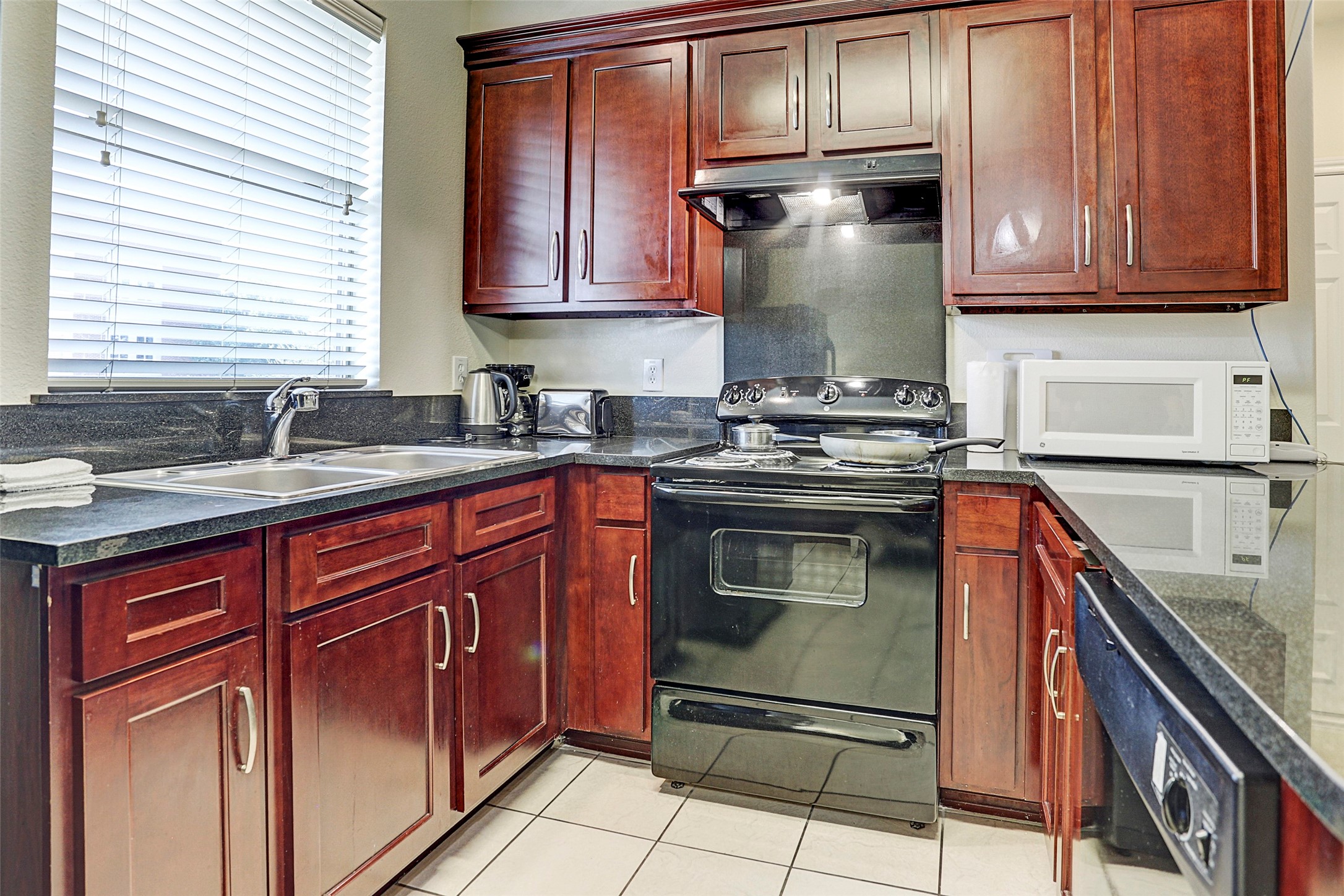 6468 Corporate Drive 1008 Property Photo 3