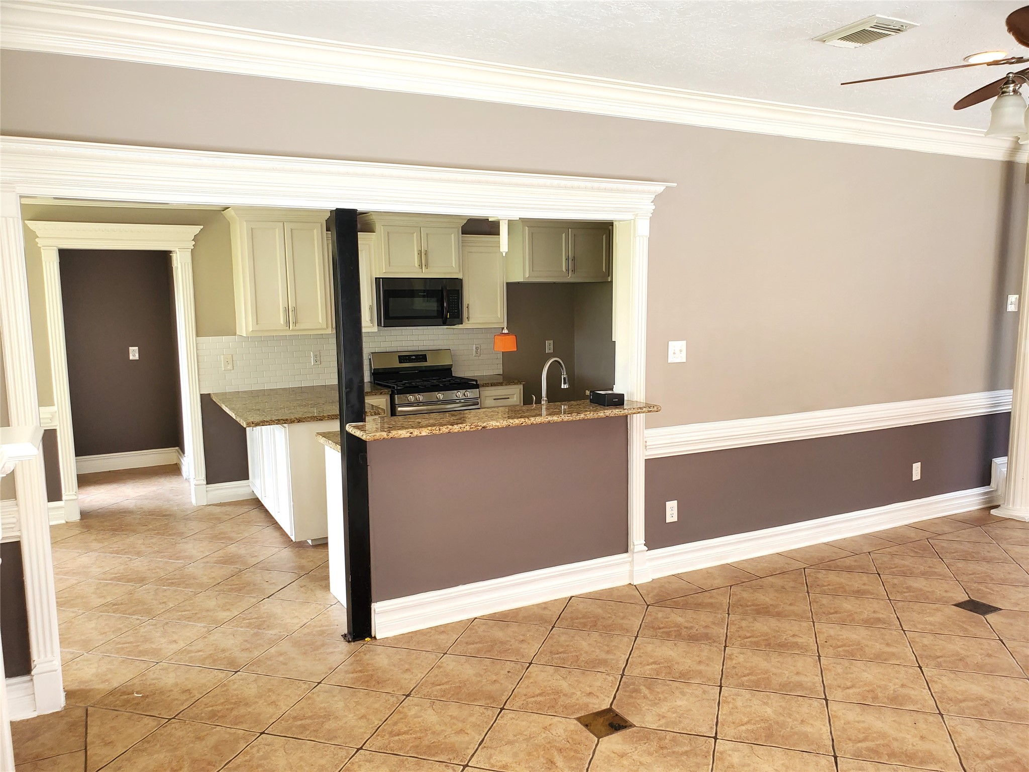 3751 Pine Cone Trail Property Photo 4