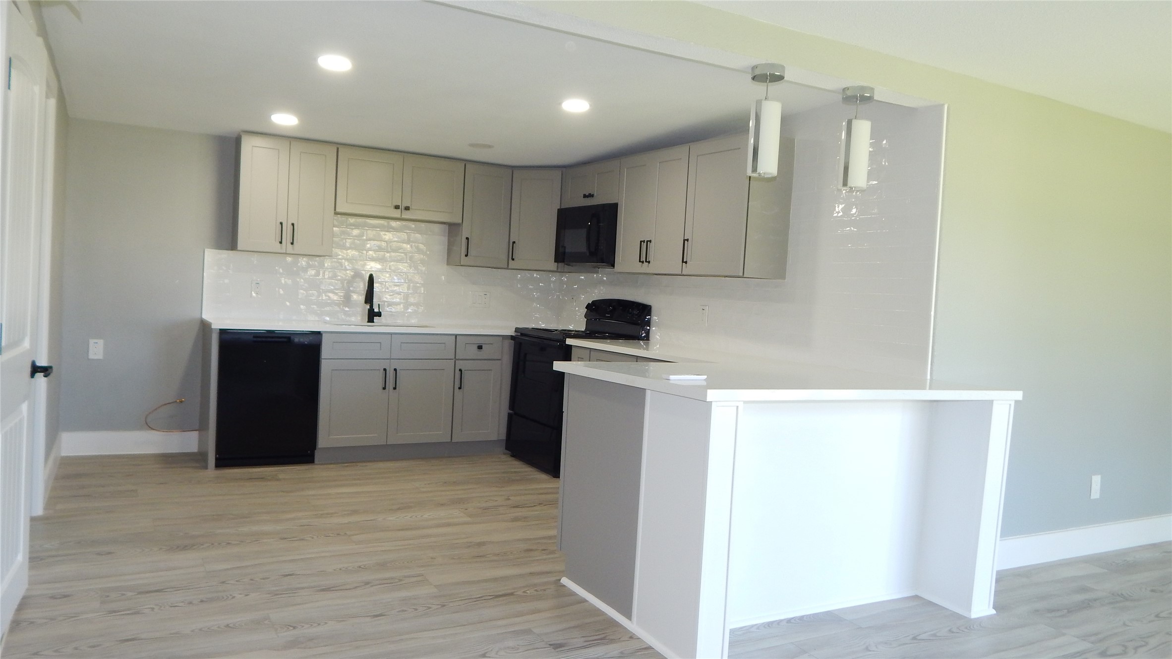 500 James Street Property Photo 7