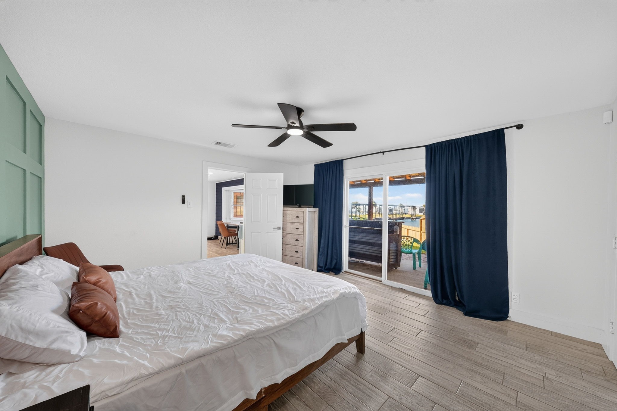 111 Caribbean Drive Property Photo 11