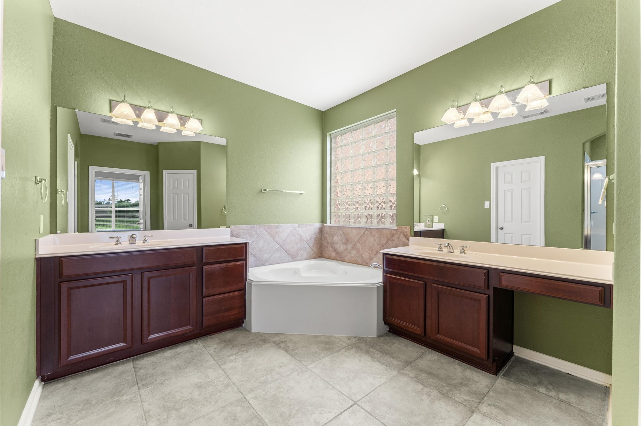 14226 Marin Drive Property Photo 31