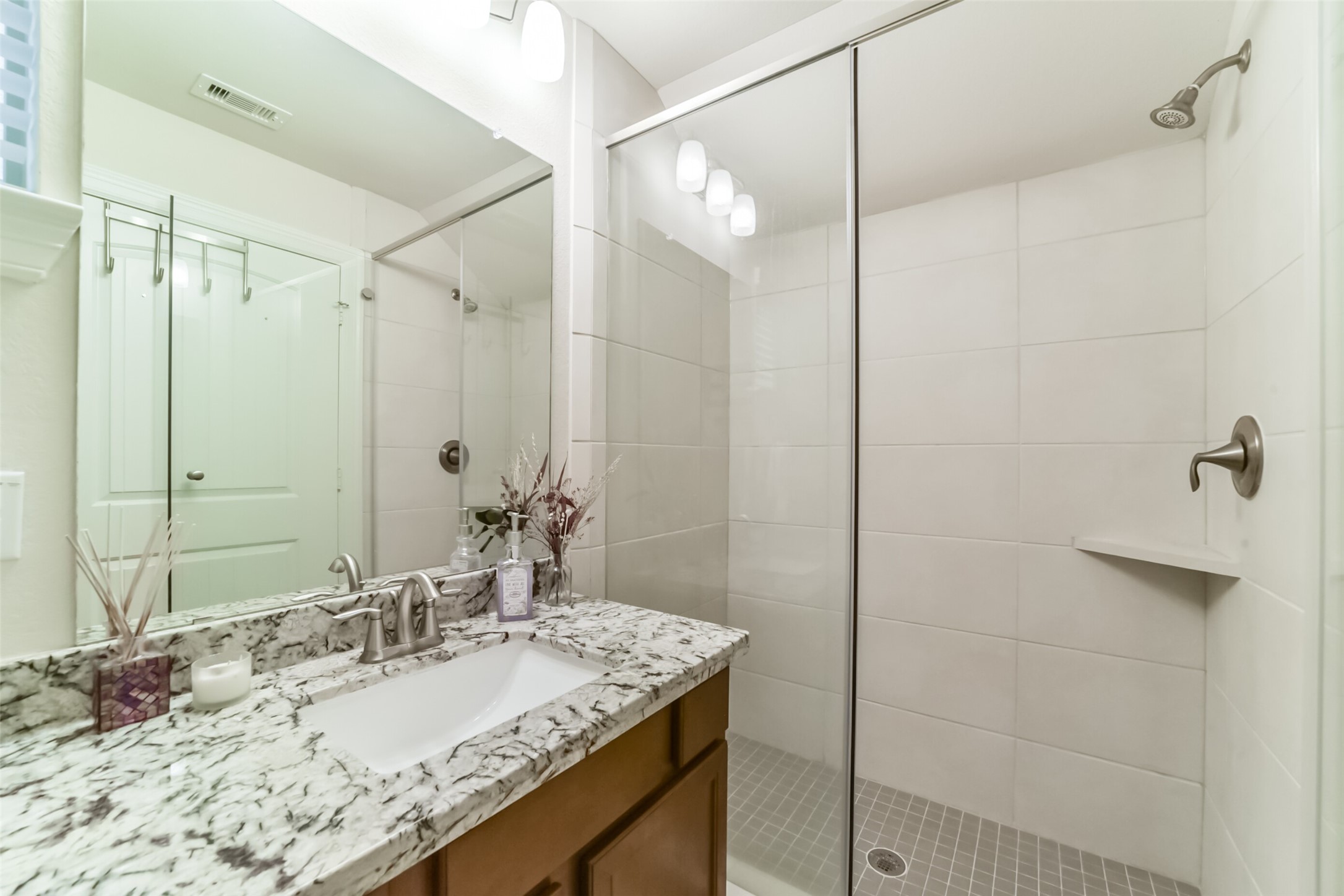 1517 Miles Oaks Place Property Photo 36