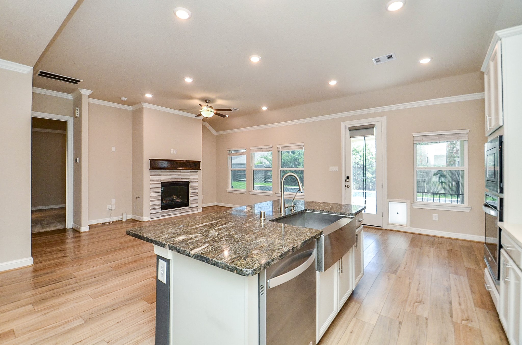 21303 Adela Point Property Photo 14