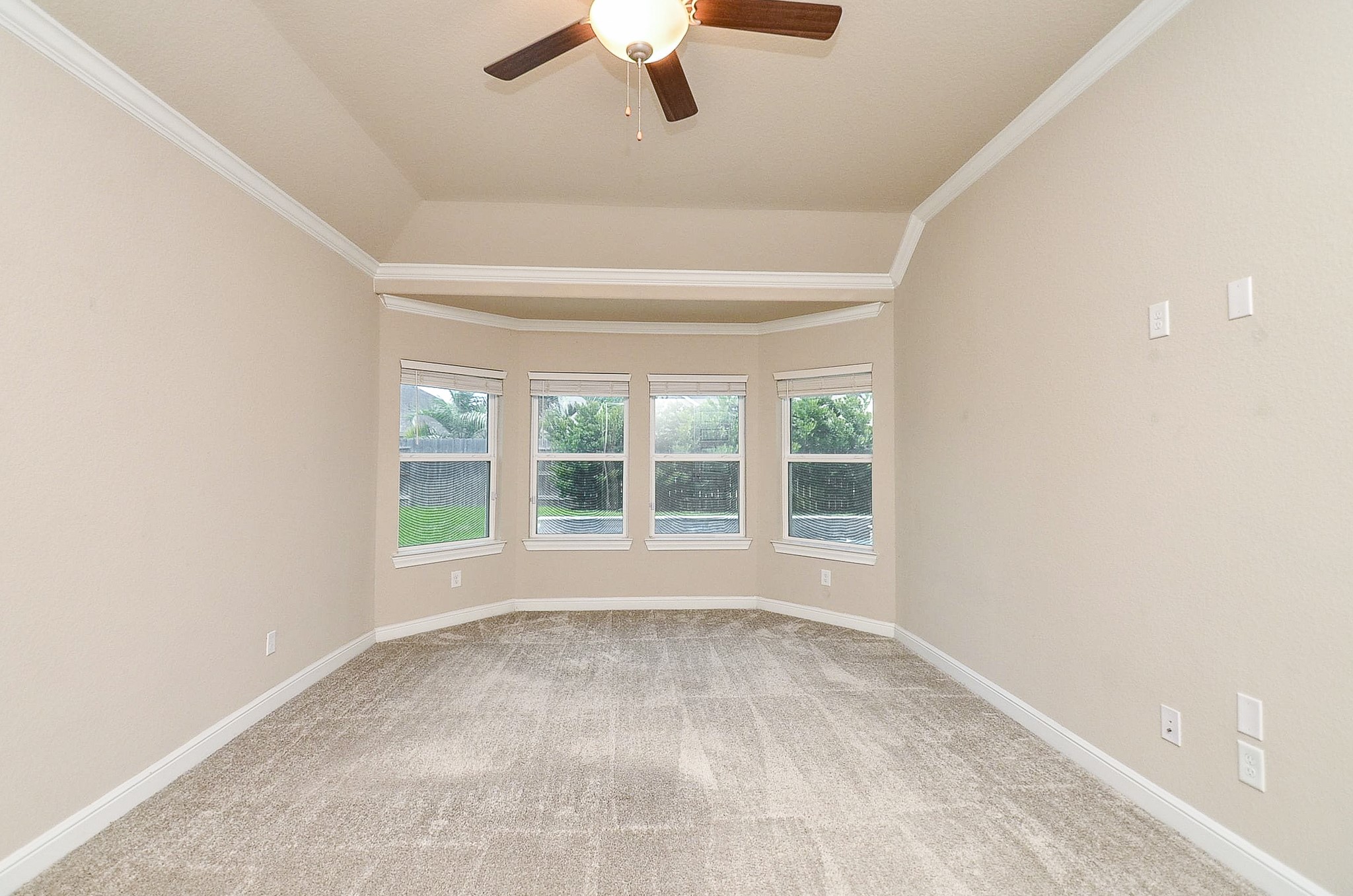21303 Adela Point Property Photo 16