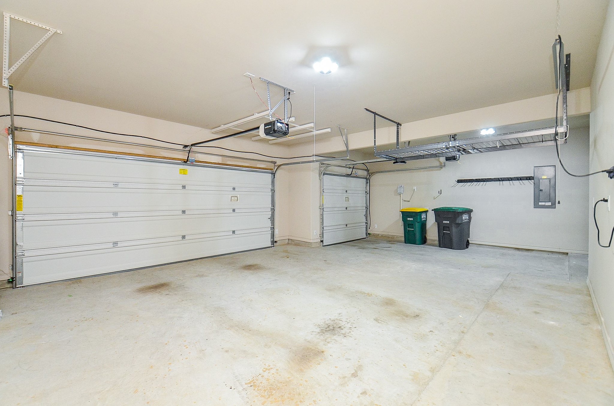 21303 Adela Point Property Photo 29