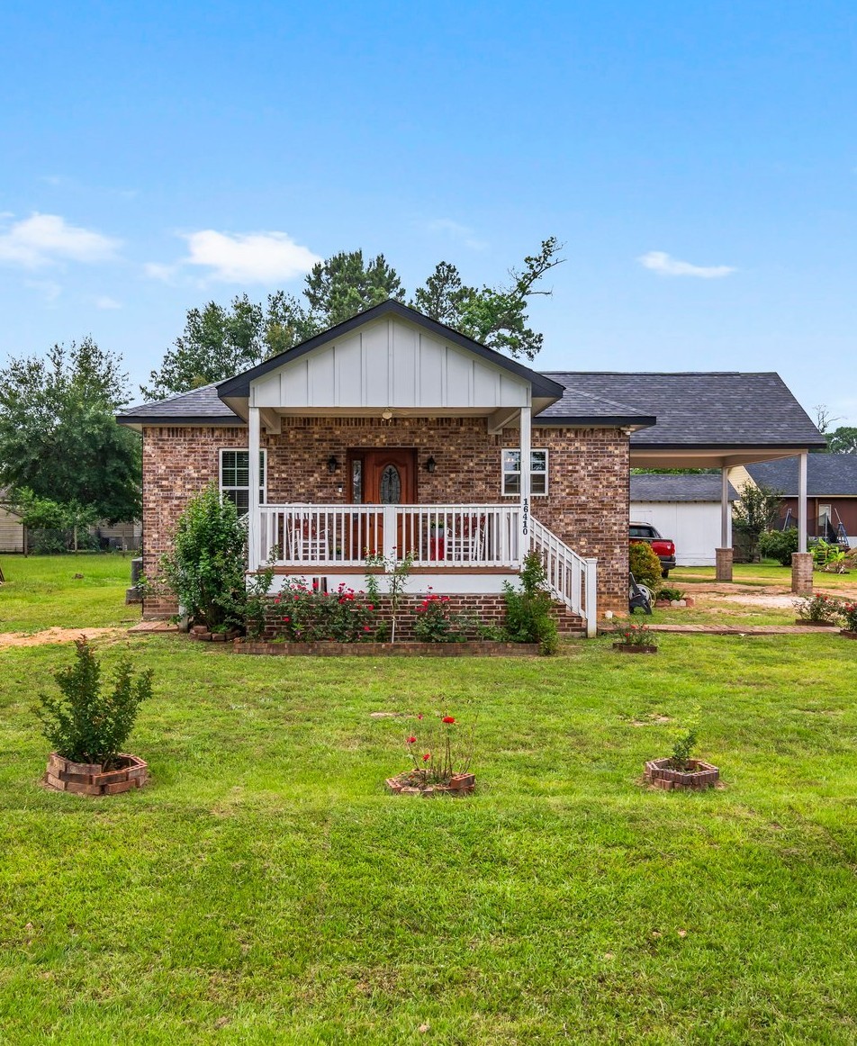 16410 Camden Hunt Drive Property Photo