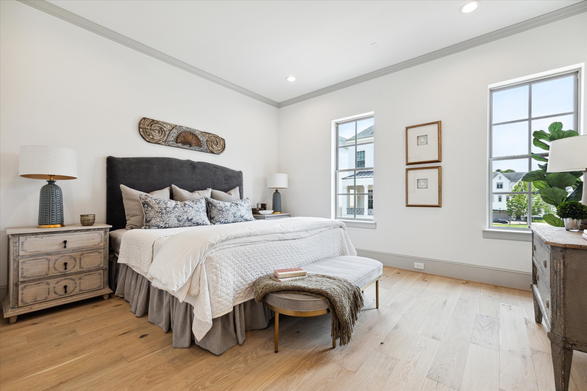 207 Sutton Row Place Property Photo 13
