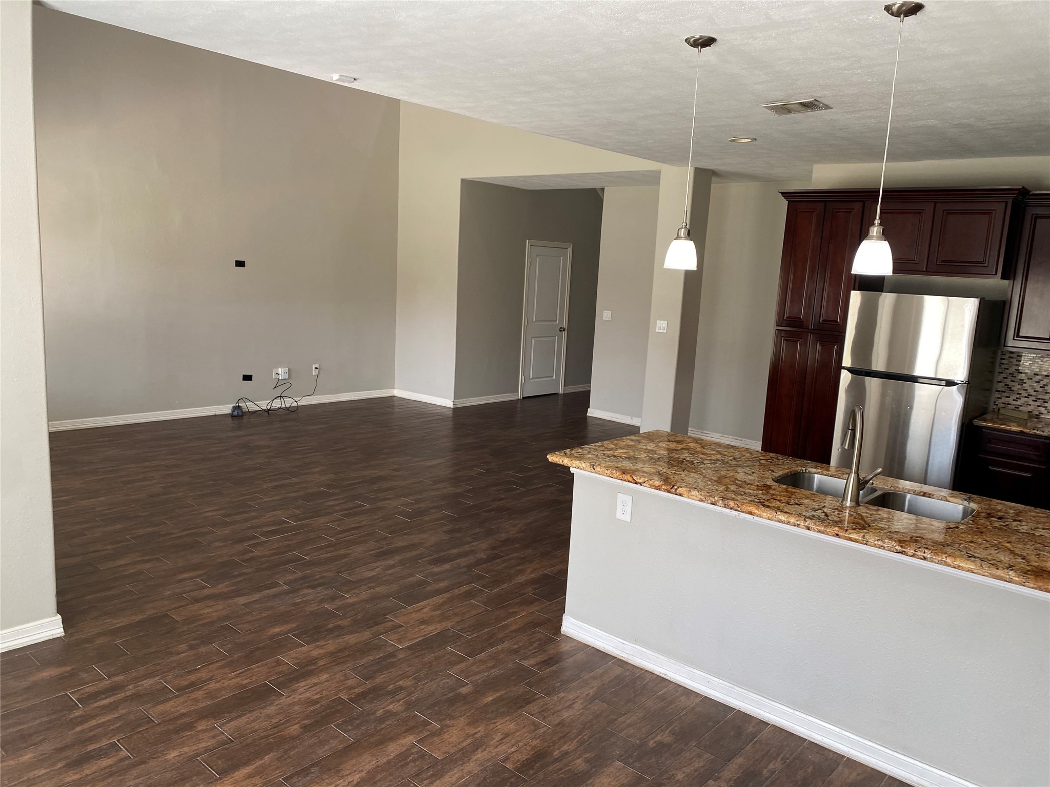 14947 Hidalgo Valley Lane Property Photo 9