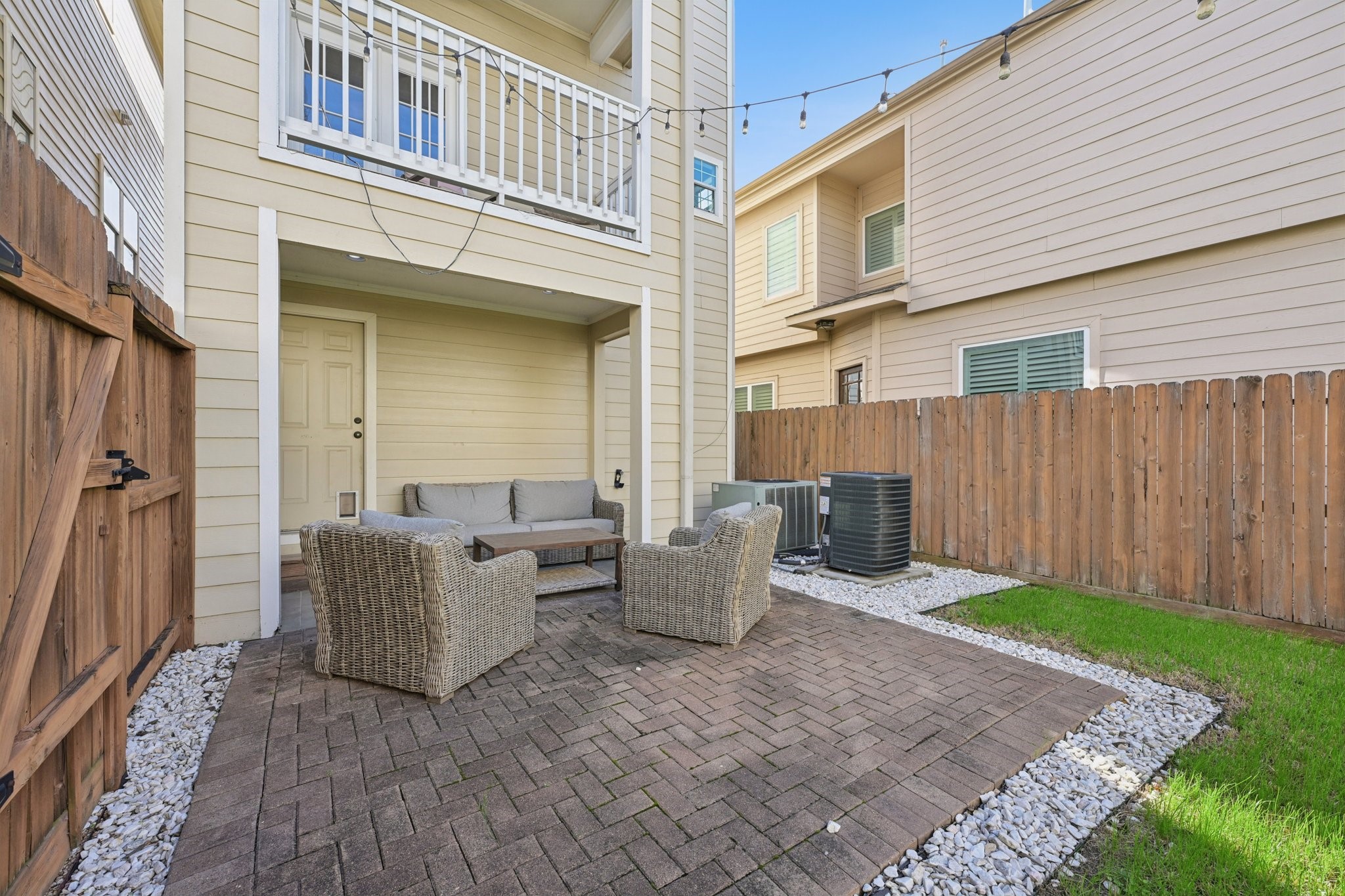 5736 Petty Street Property Photo 12