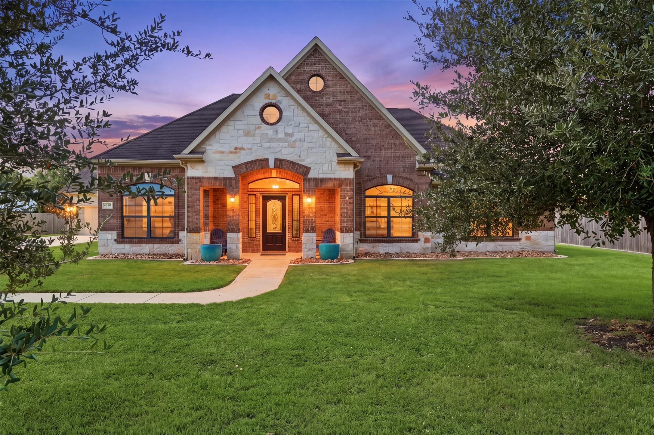 4810 Magnolia Bend Drive Property Photo 1