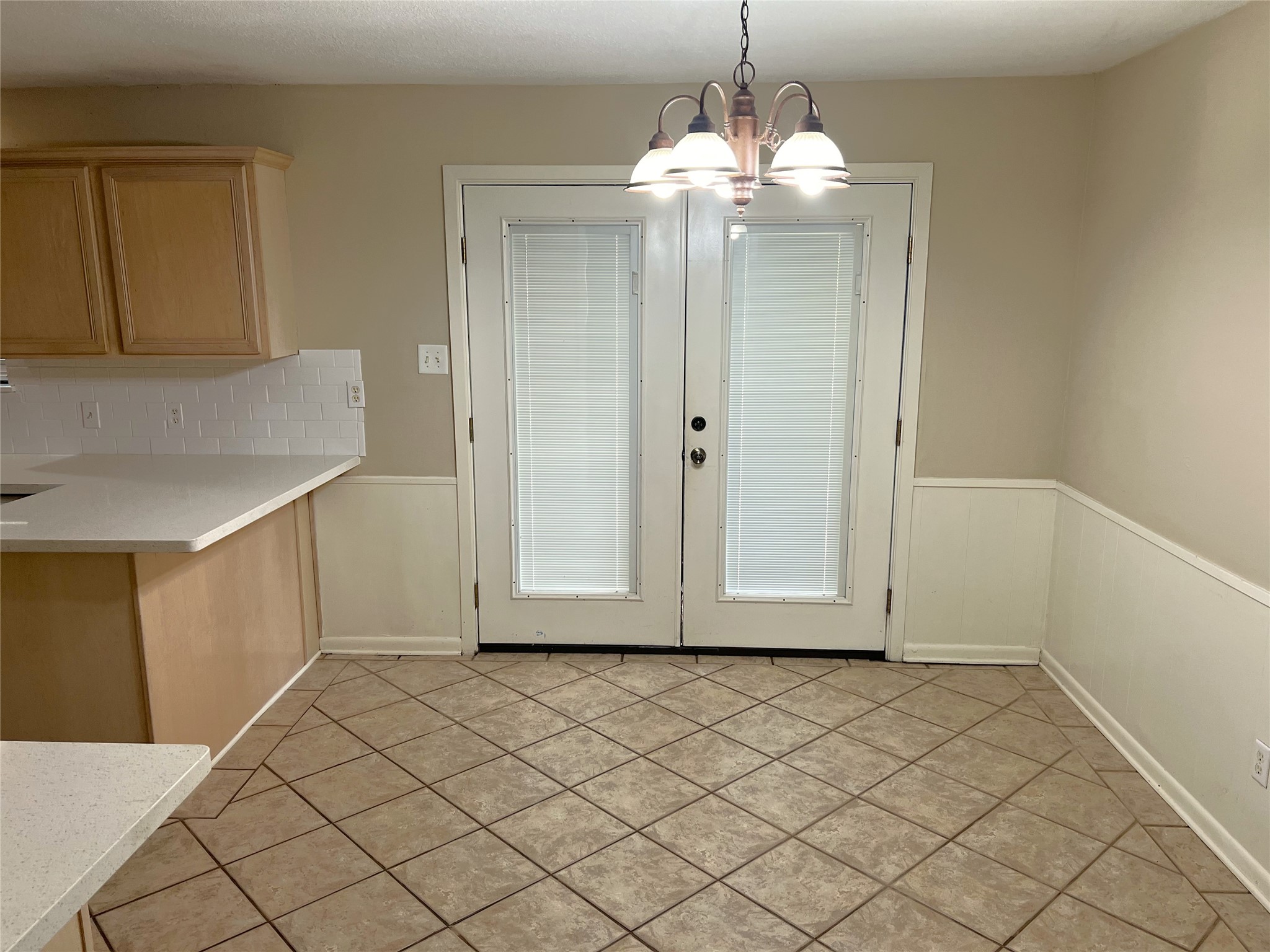 2109 Riverside Drive Property Photo 7