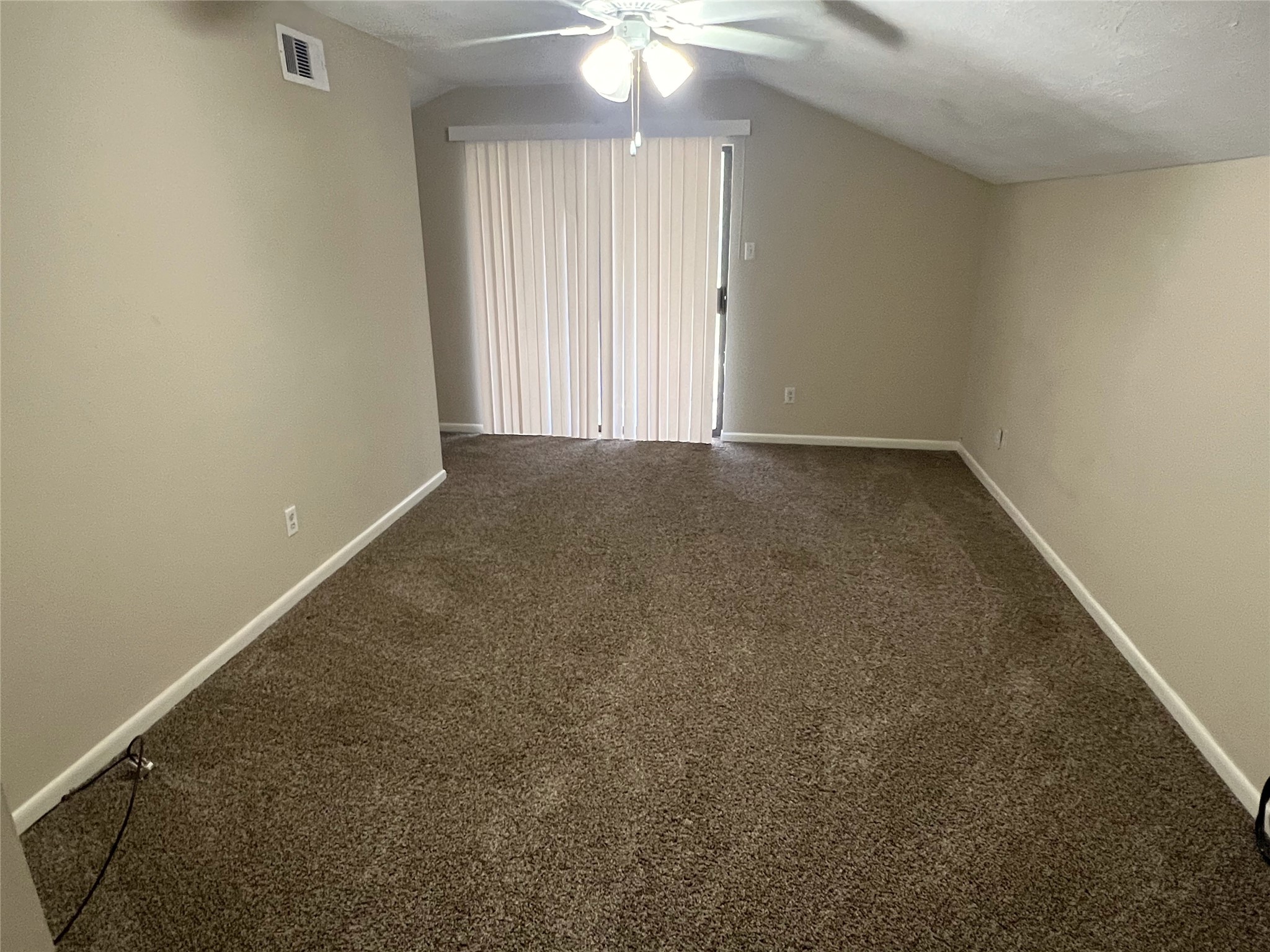 2109 Riverside Drive Property Photo 22