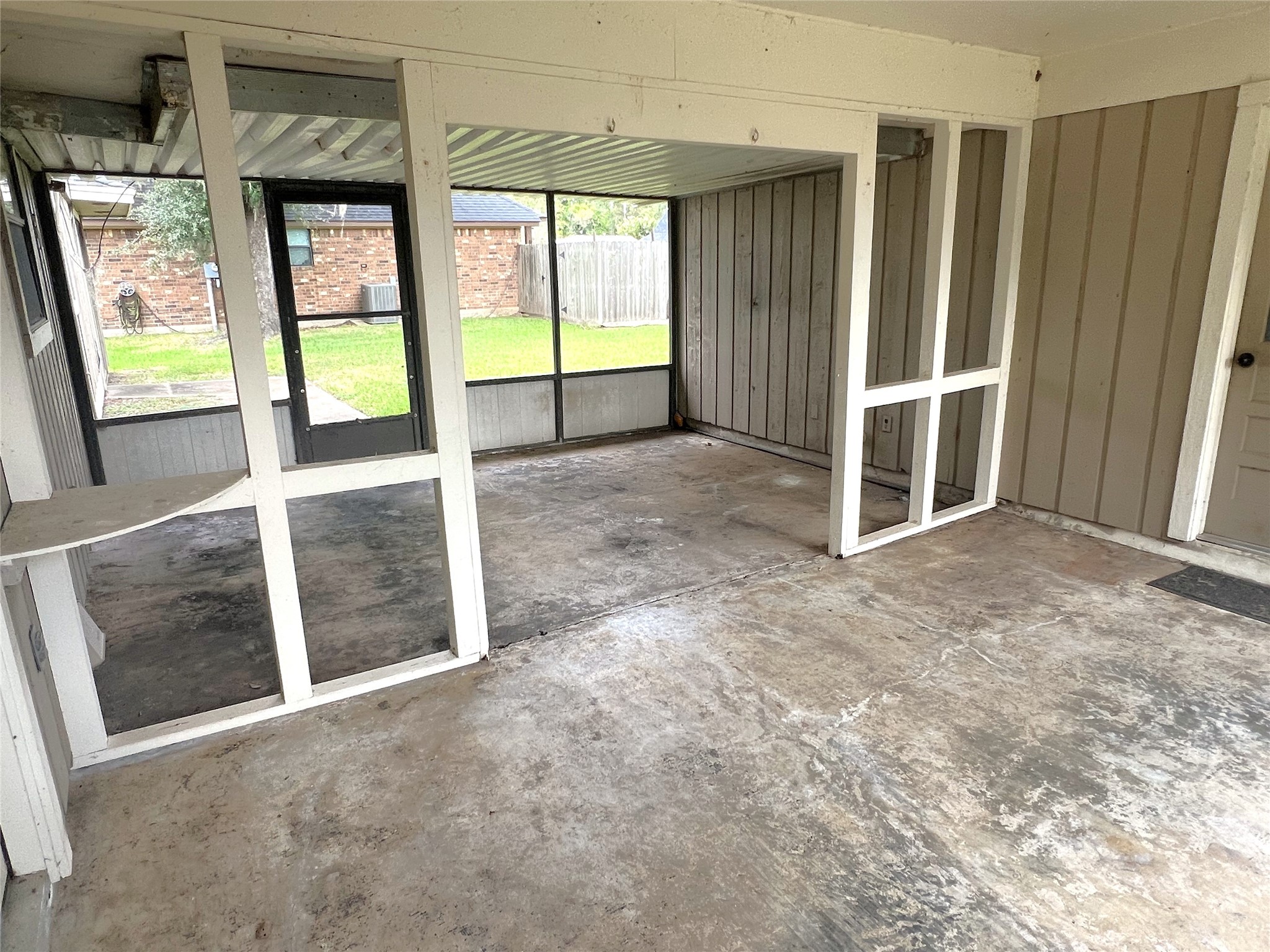 2109 Riverside Drive Property Photo 23
