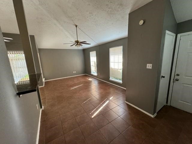 3122 Trembling Creek Circle Property Photo 4