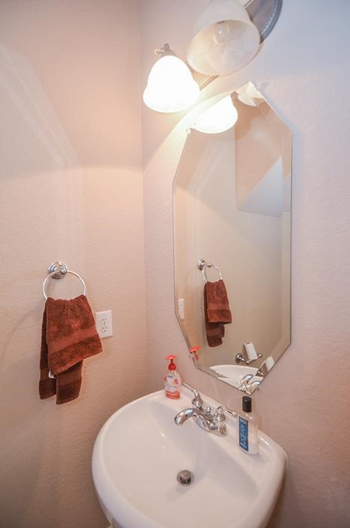 3042 Royal Oaks Crs Property Photo 32