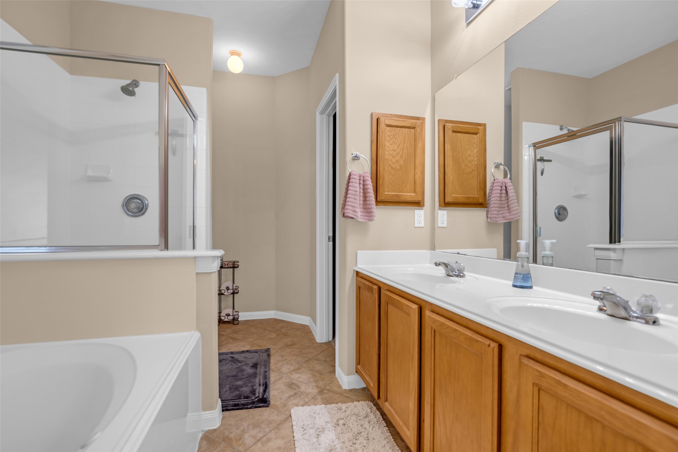2919 Whitman Drive Property Photo 5