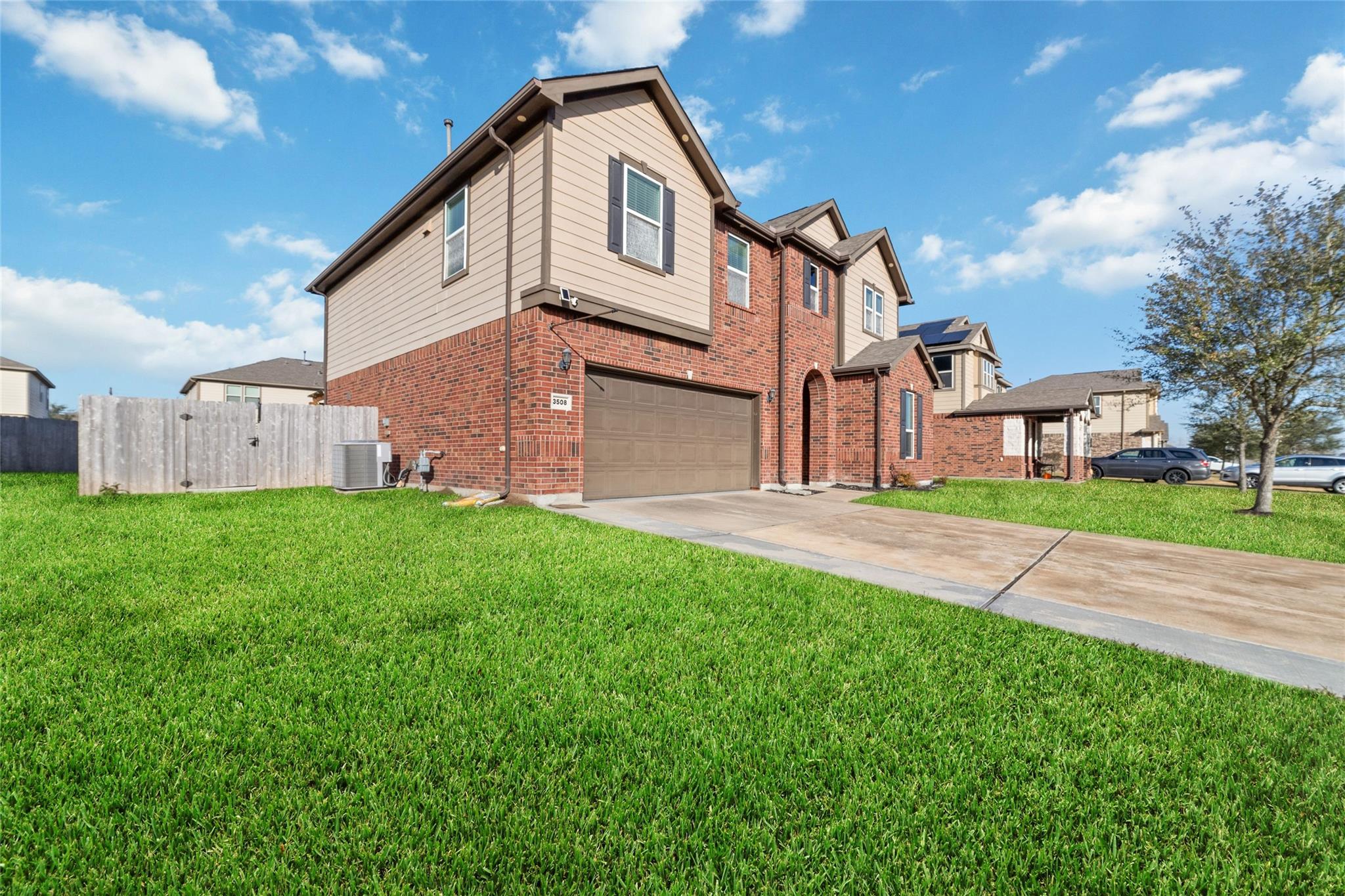 3508 Saxton Green Road Property Photo 3