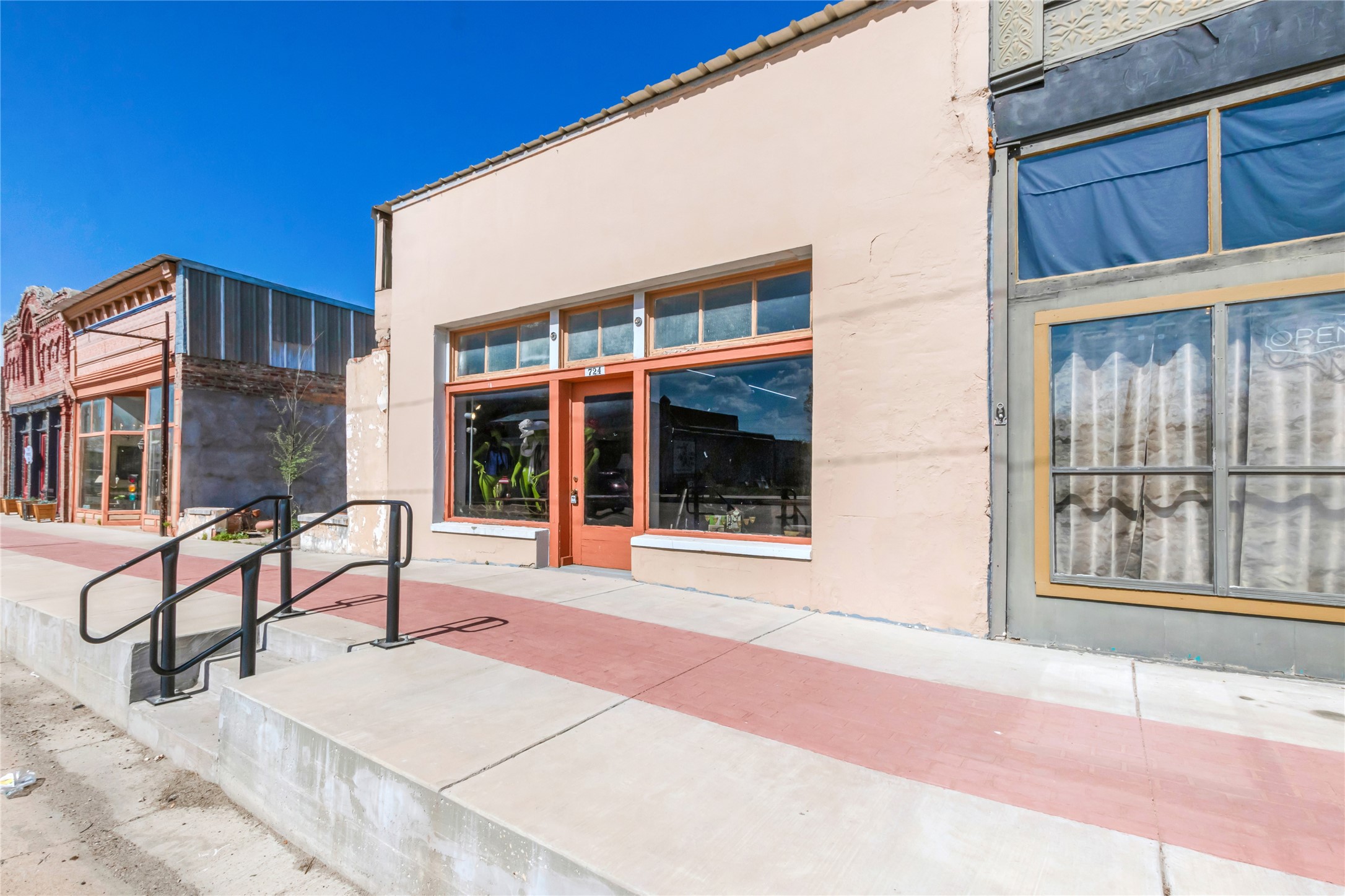 724 S Main Street