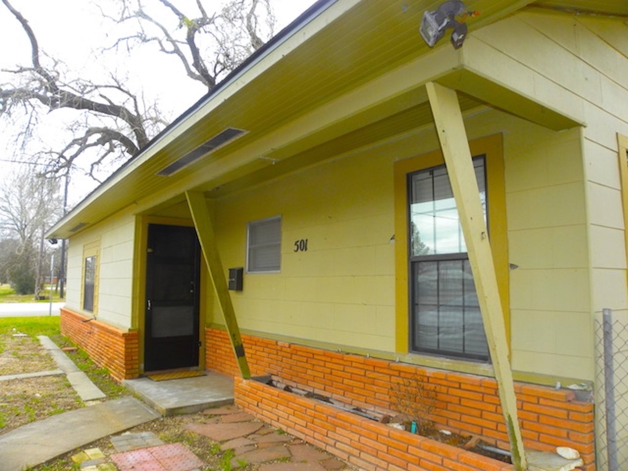501 Pierce Street Property Photo 2