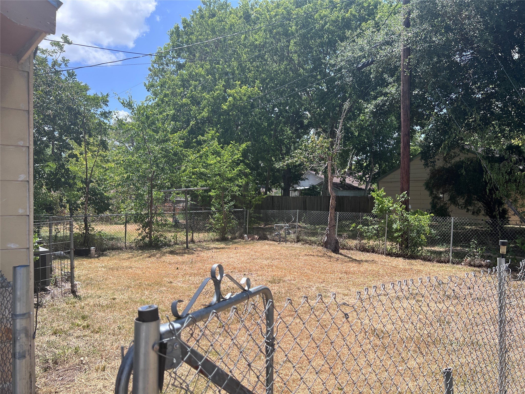 501 Pierce Street Property Photo 4