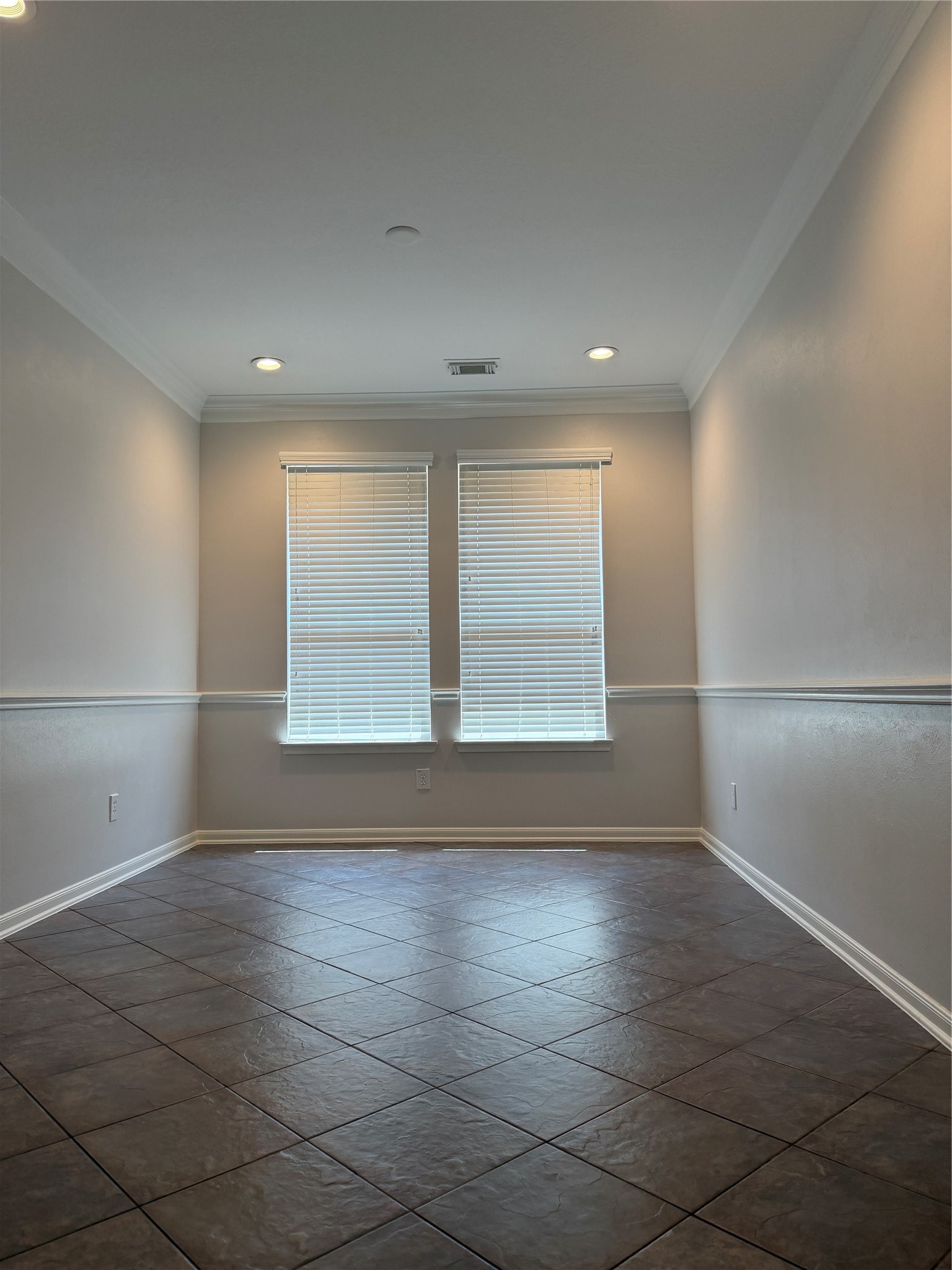 15226 Olmstead Park Drive Property Photo 5