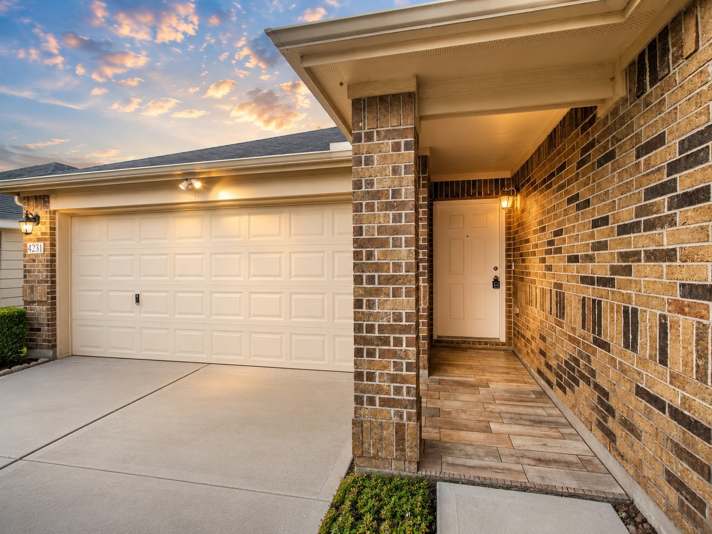 4231 Monticello Ter Lane Property Photo 4