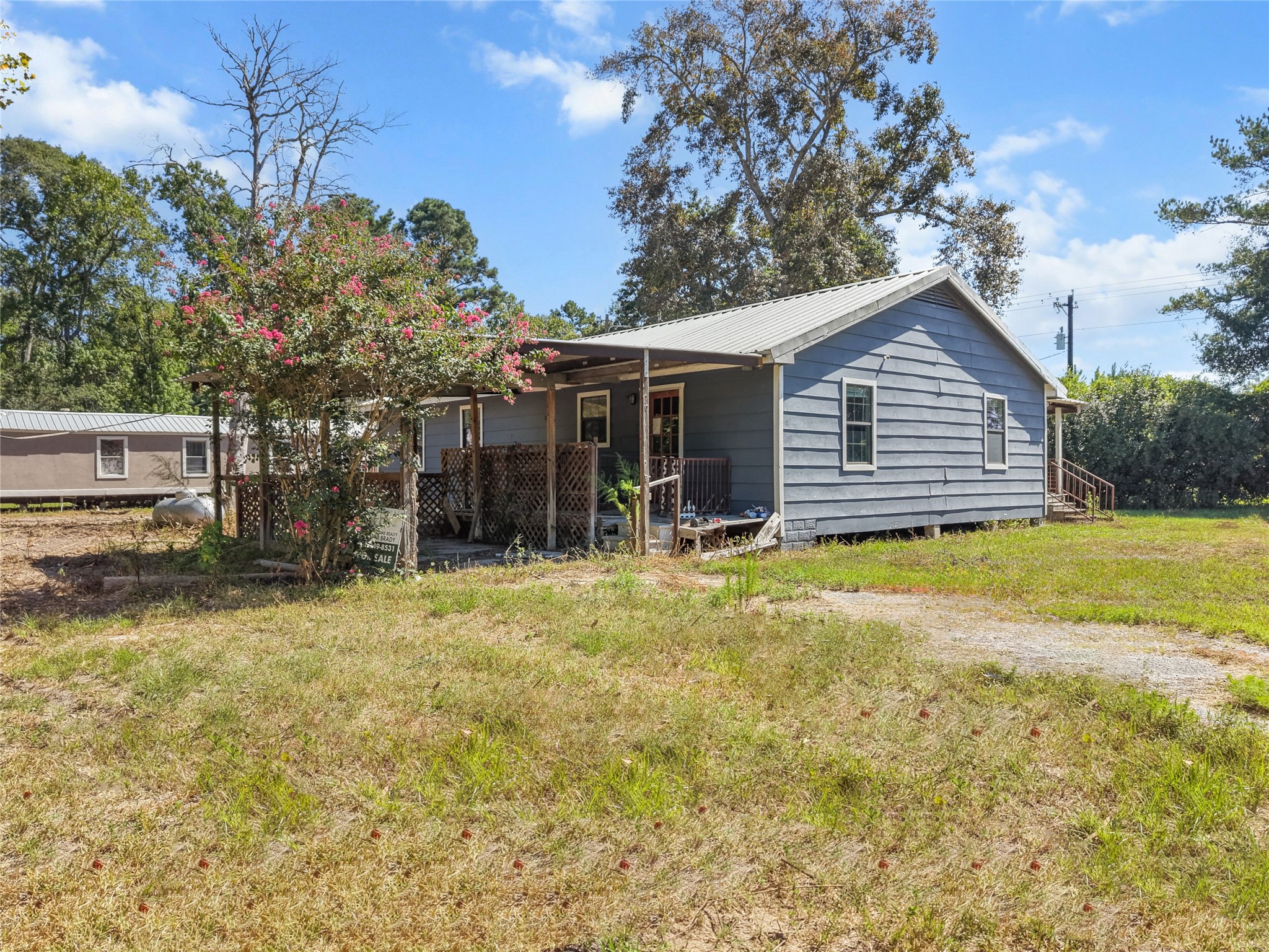 3134 California Avenue Property Photo 6